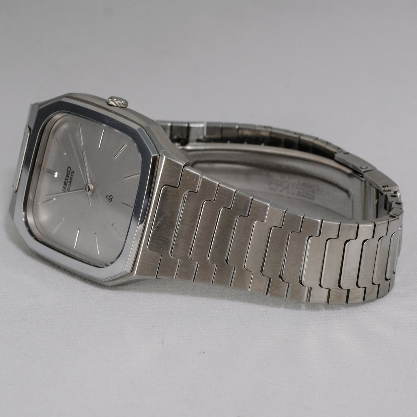1979 Seiko Emblem 5931-5190