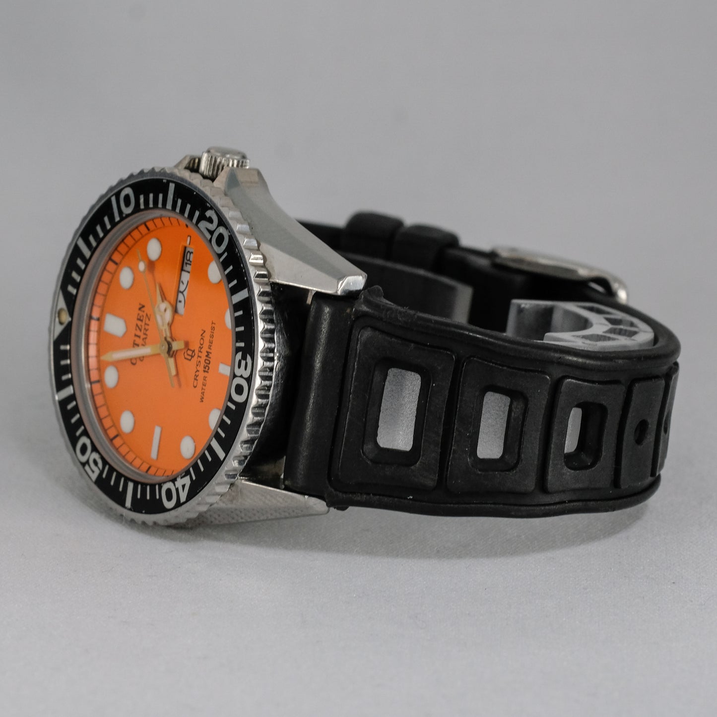 1981 Citizen Crystron Quartz Diver 4-212461Y
