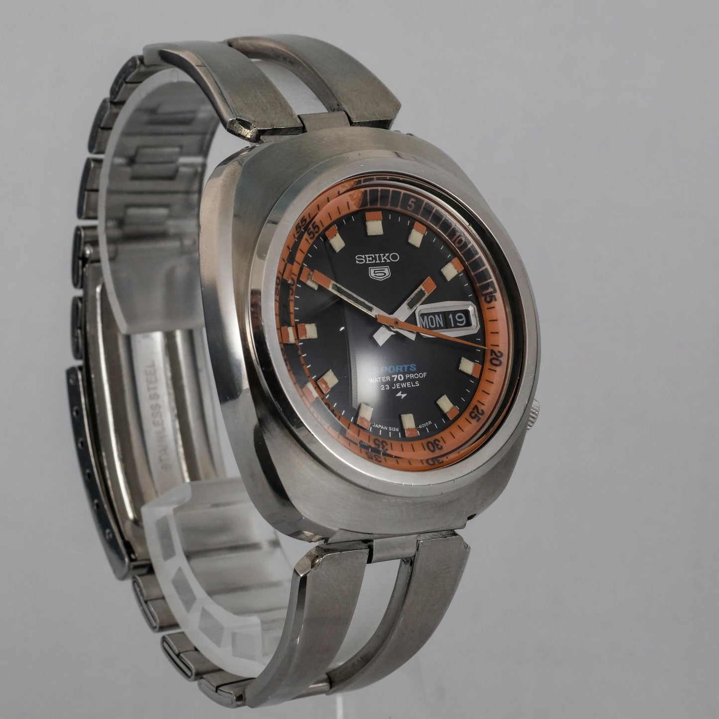 1969 Seiko 5 Sports 5126-6010