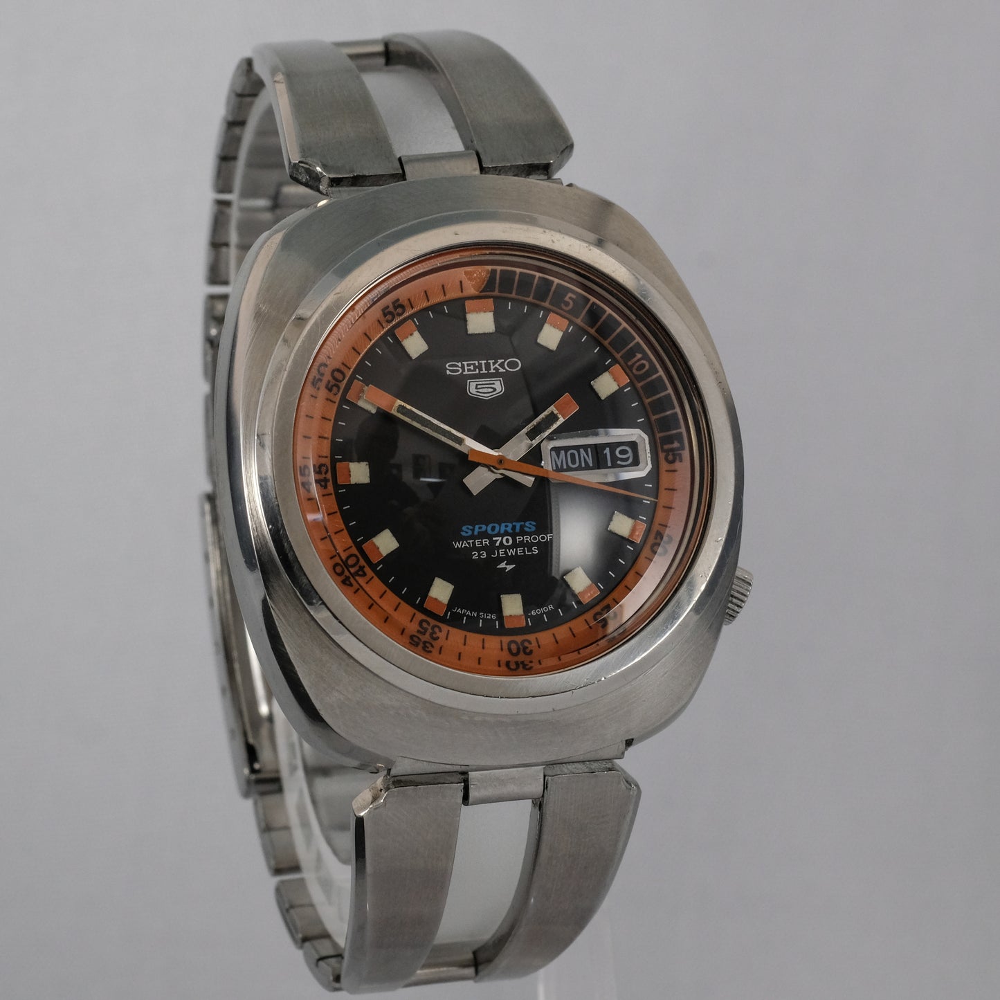 1969 Seiko 5 Sports 5126-6010