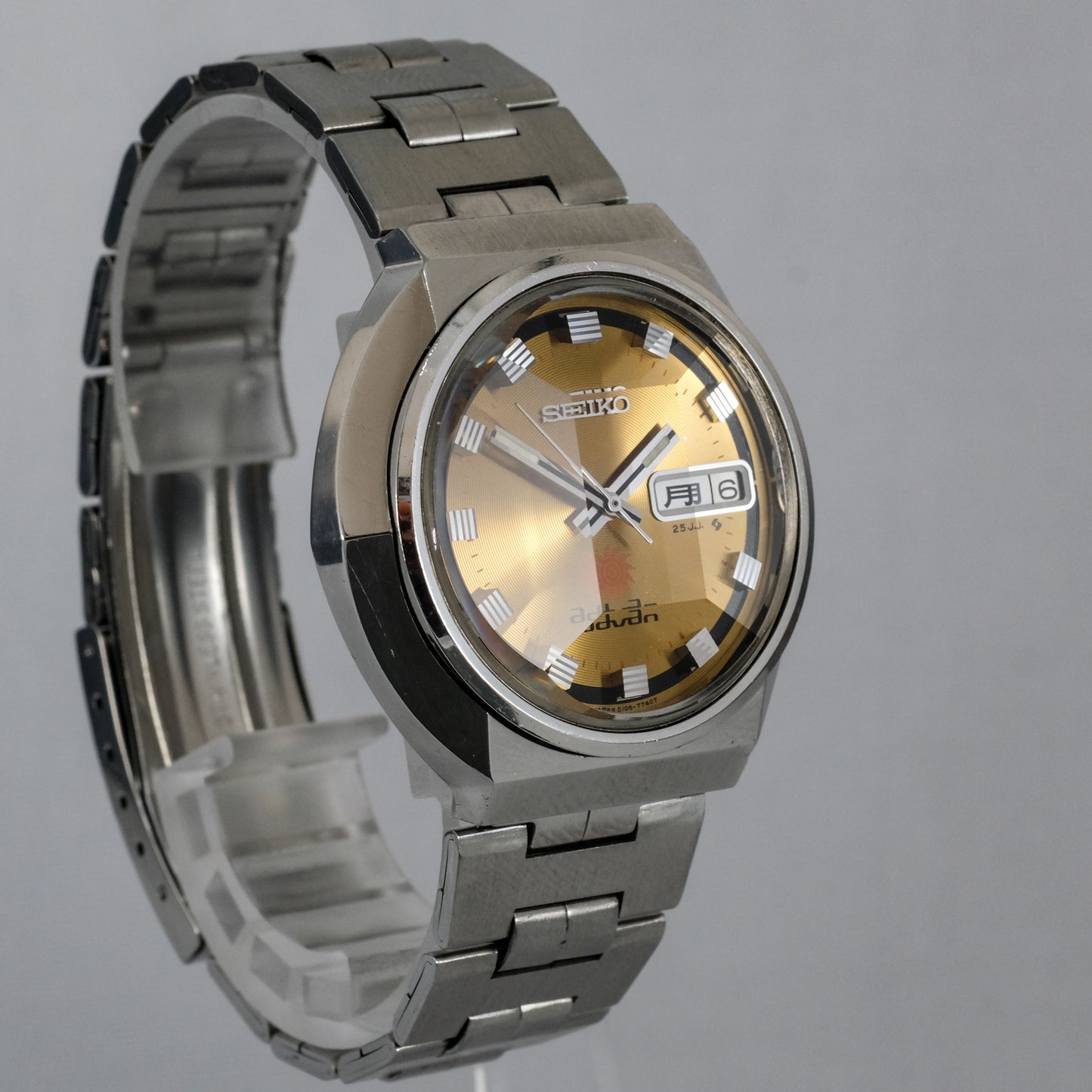 1972 Seiko Advan 6106-7570