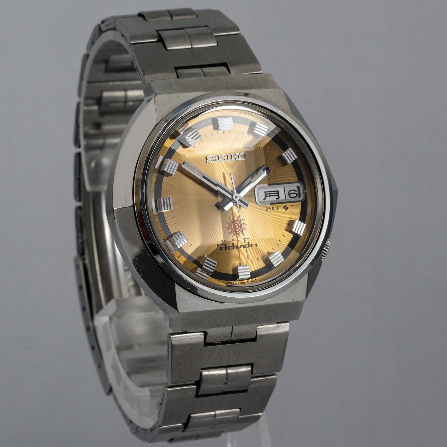 1972 Seiko Advan 6106-7570