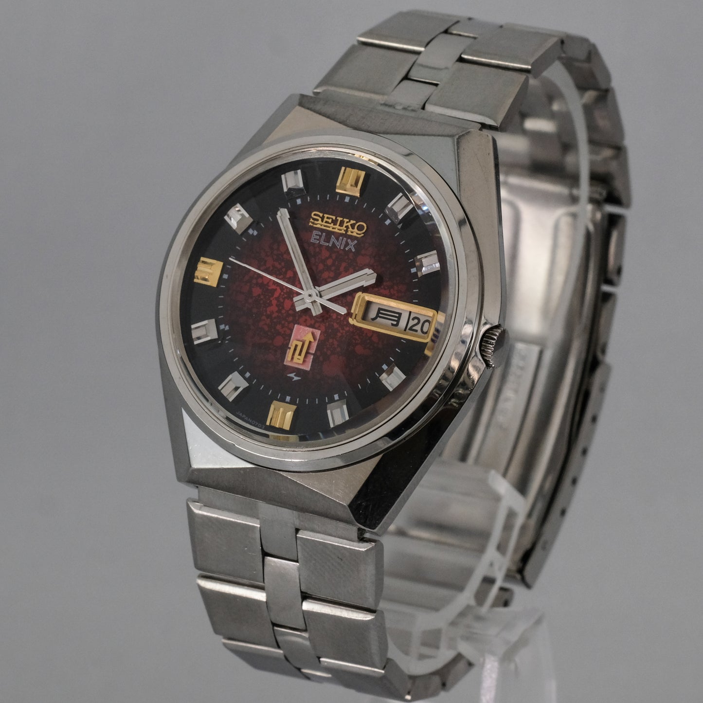 1973 Seiko Elnix 0703-7010