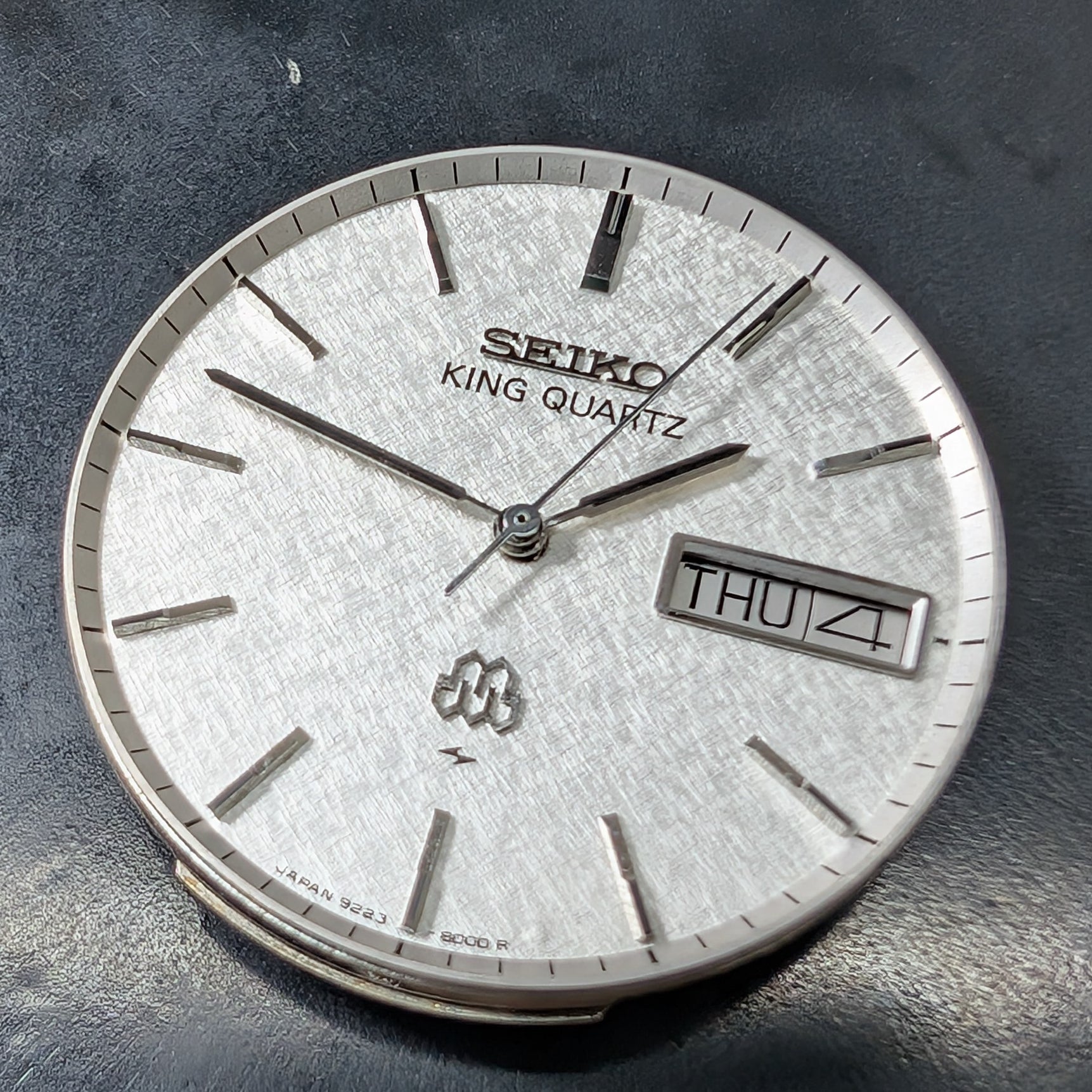 セイコー キングクォーツ 9923-7000 白文字版 クォーツ デイデイト YT-TC①8】SEIKO/セイコー 9223-8000 KQ、キングクォーツ 3針