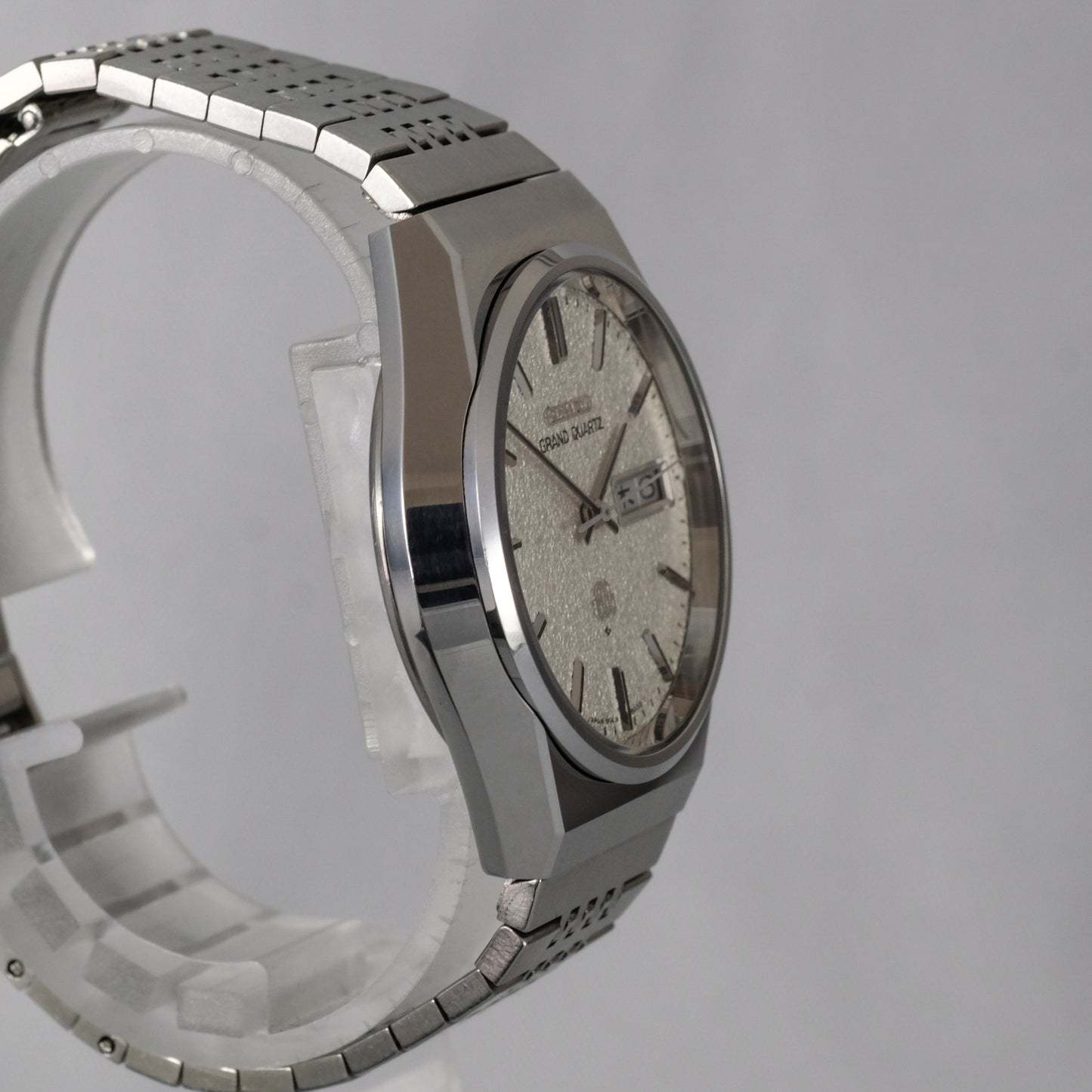 1979 Seiko Grand Quartz 9943-8020