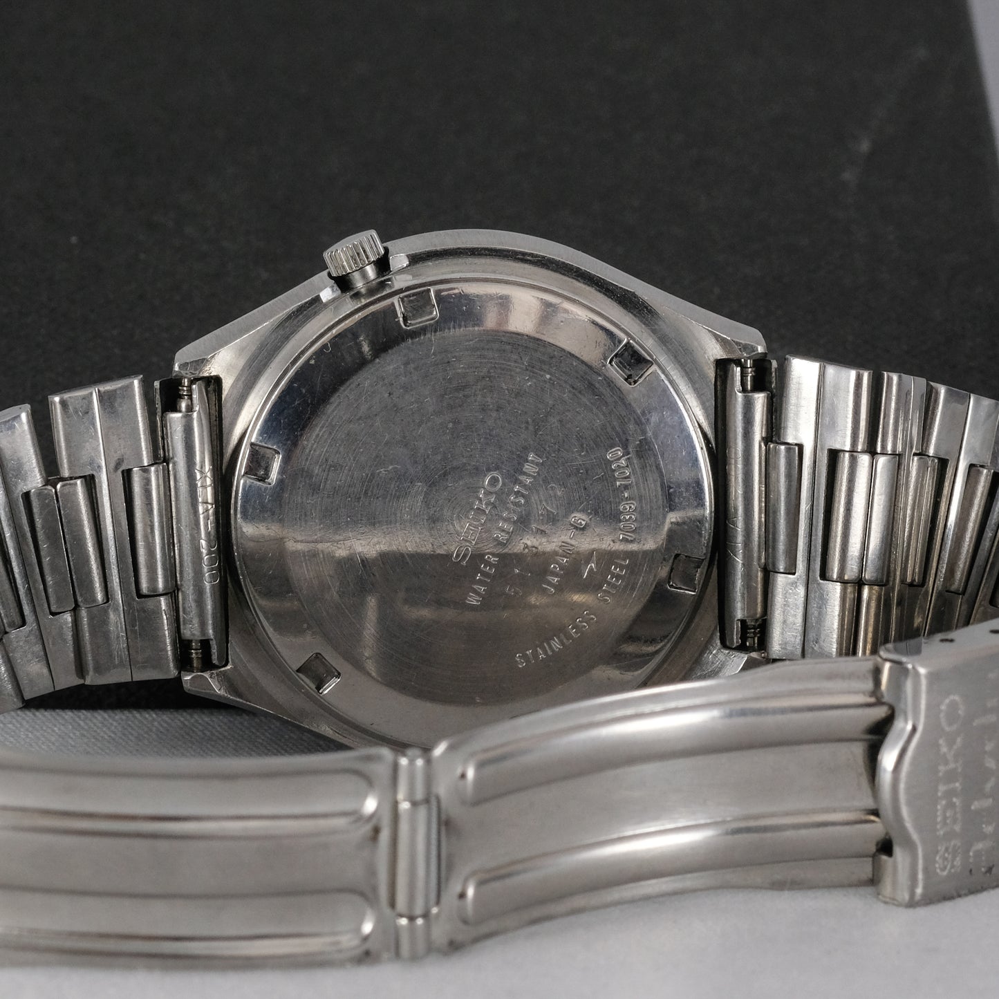 1975 Seiko Advan 7039-7020