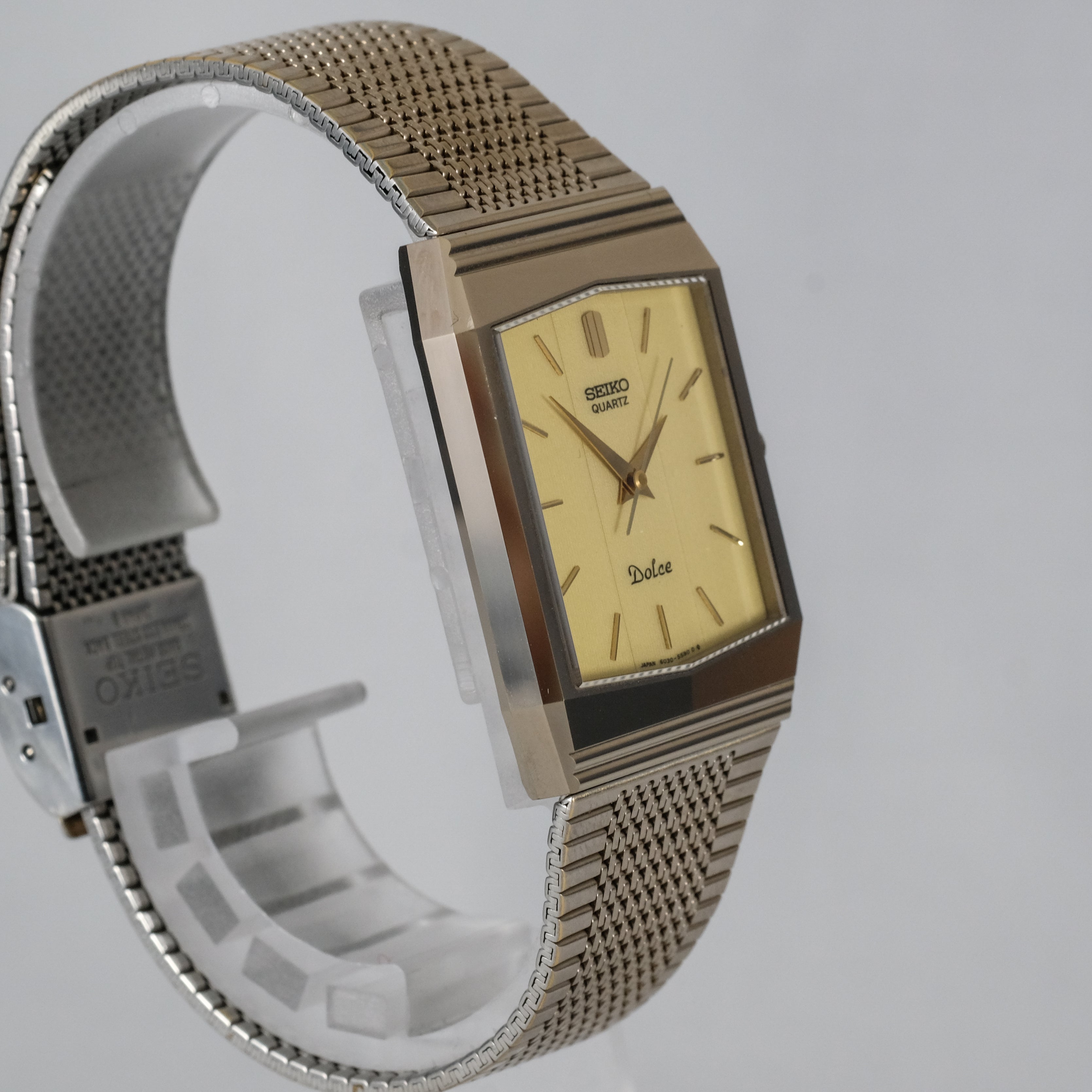 時計 SEIKO DOLCE 6030-5540 1982 Seiko Dolce 6030-5540 – TokeiMedic