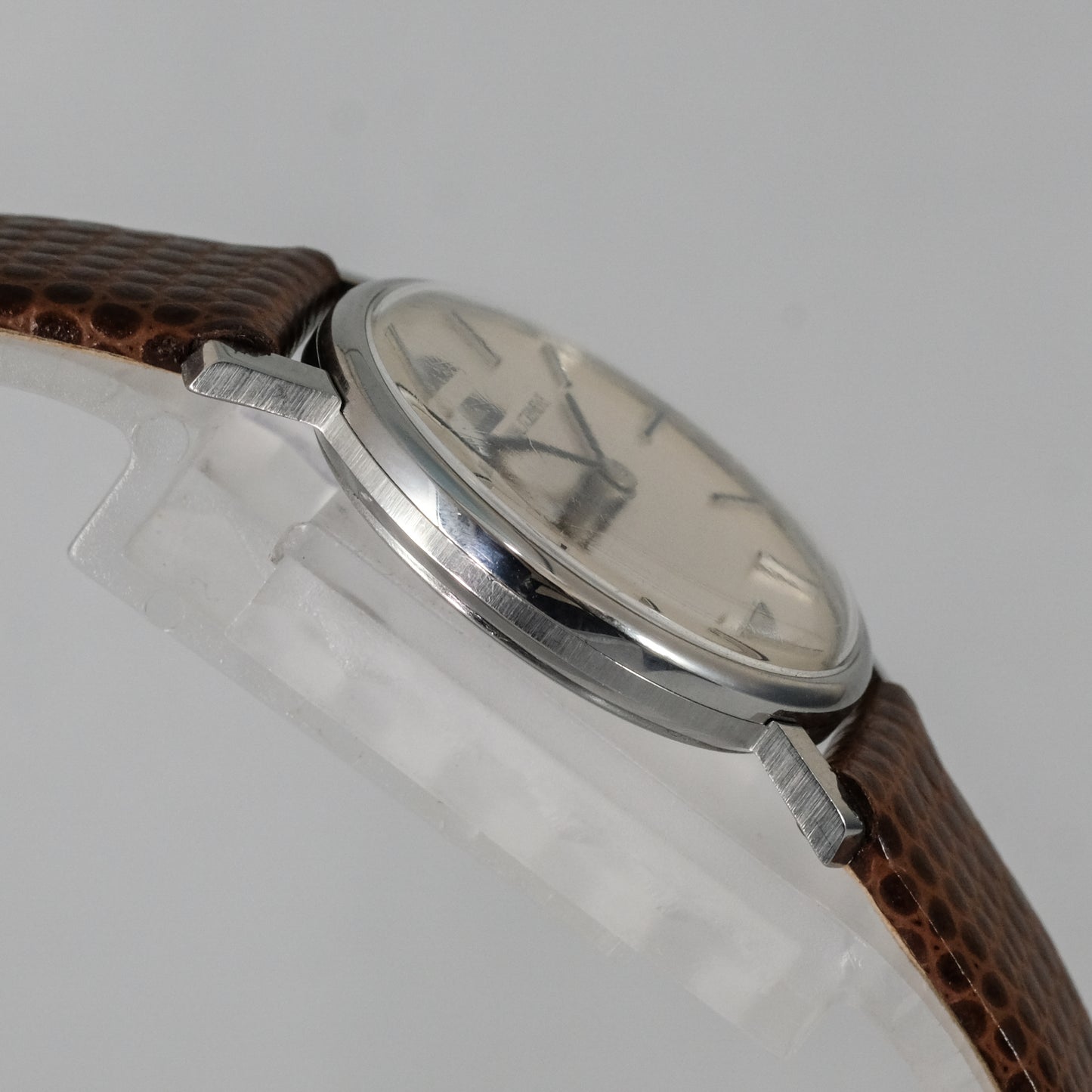 60's Universal Geneve 842609, manual winding ladies watch