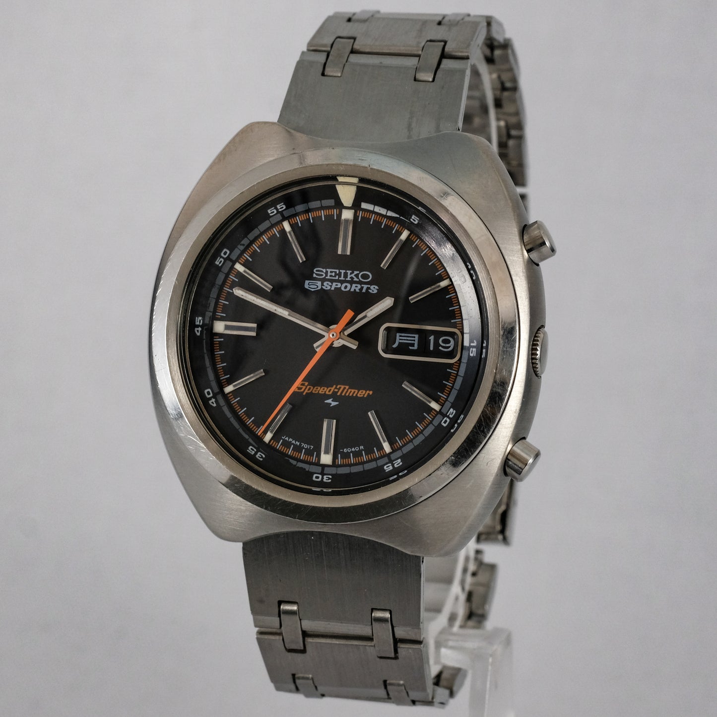1971 Seiko 5 Sports SpeedTimer Flyback Chronograph 7017-6040