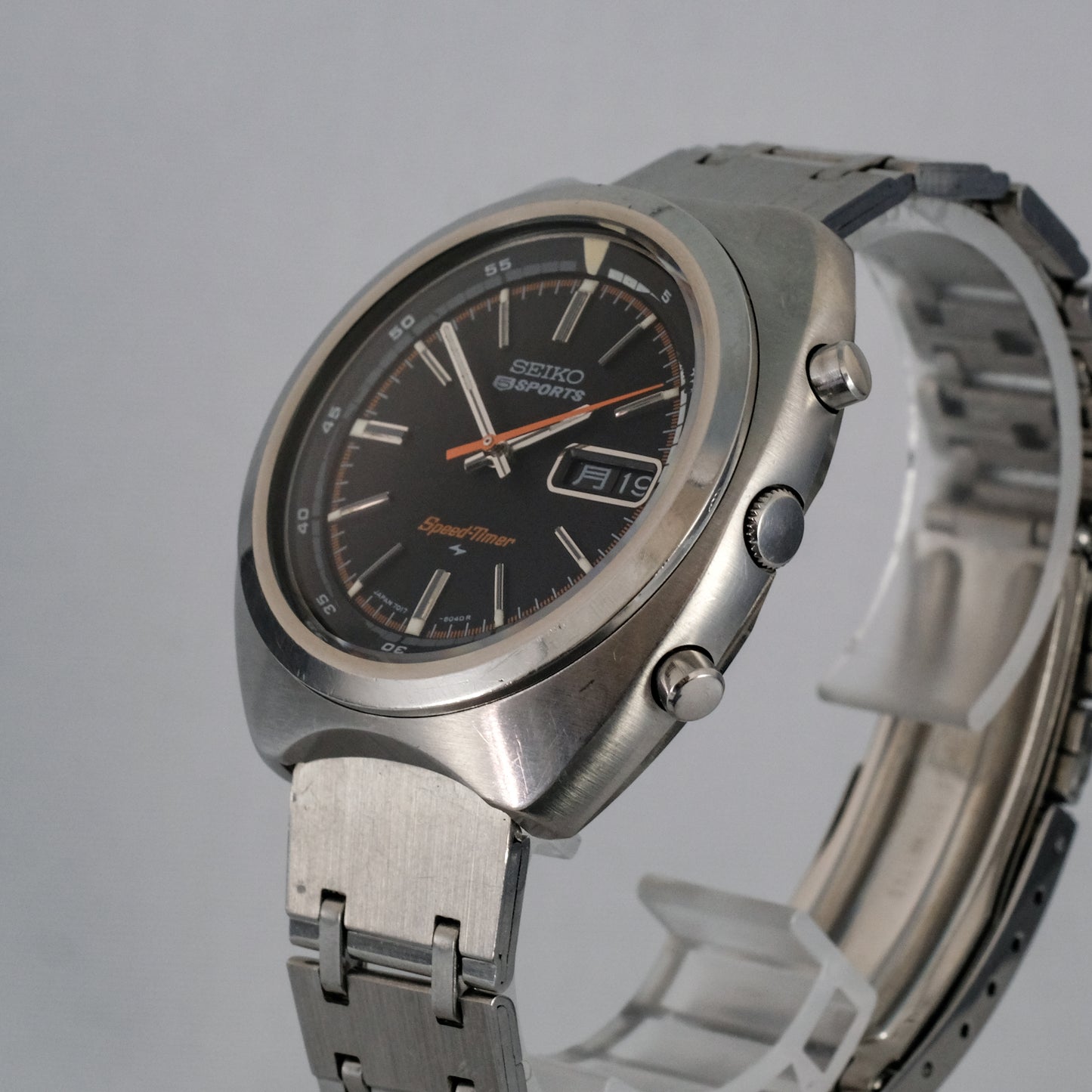 1971 Seiko 5 Sports SpeedTimer Flyback Chronograph 7017-6040
