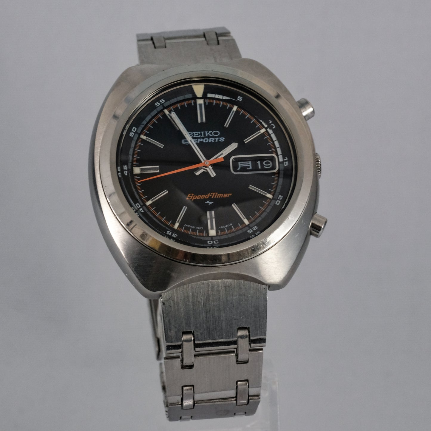 1971 Seiko 5 Sports SpeedTimer Flyback Chronograph 7017-6040
