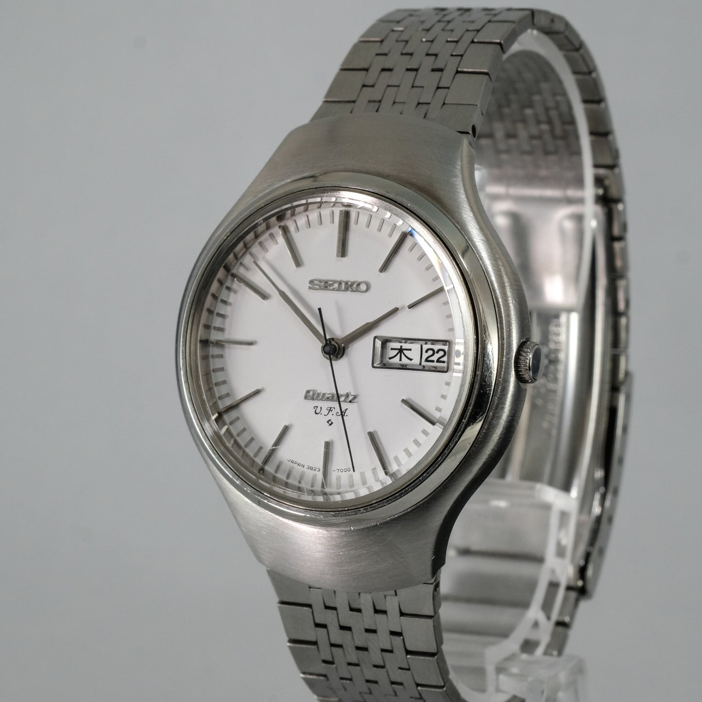 1974 Seiko Quartz V.F.A 3823-7001