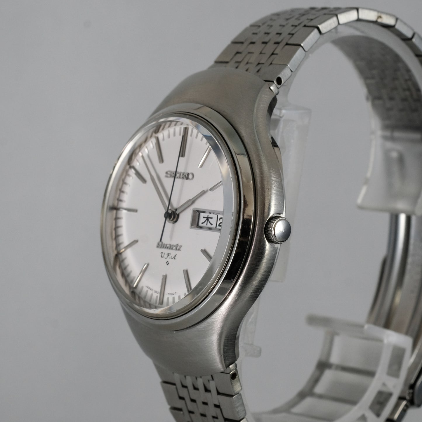 1974 Seiko Quartz V.F.A 3823-7001
