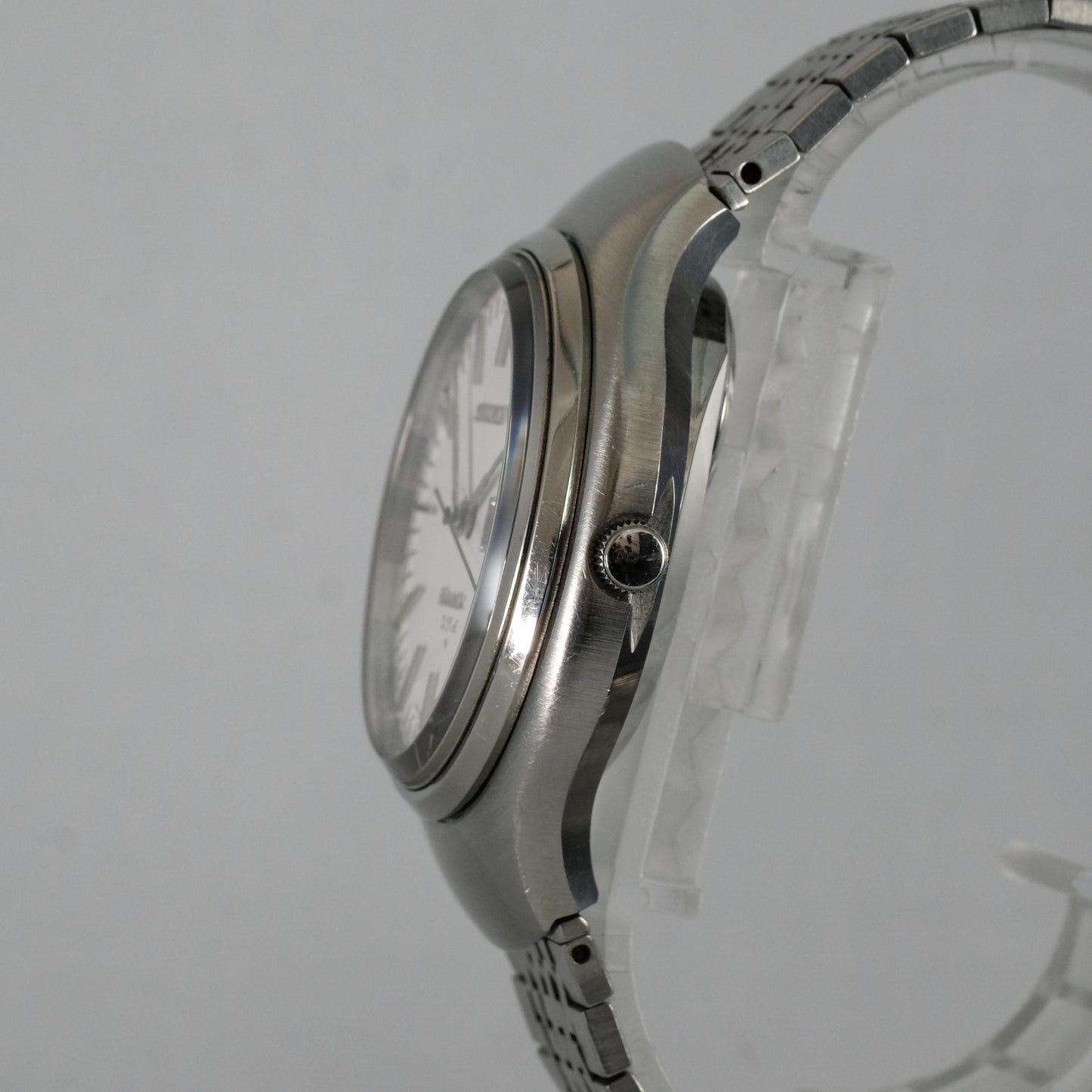 1974 Seiko Quartz V.F.A 3823-7001