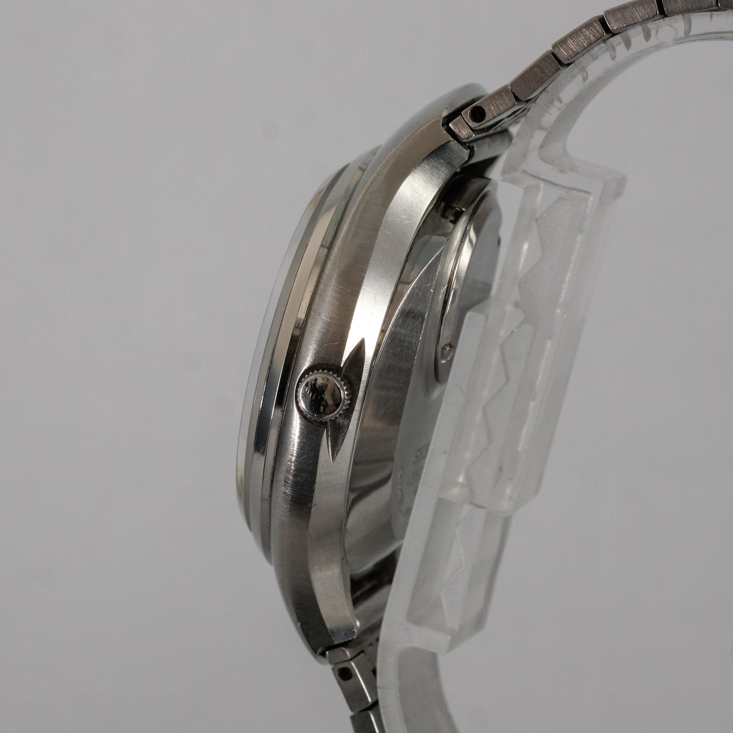 1974 Seiko Quartz V.F.A 3823-7001