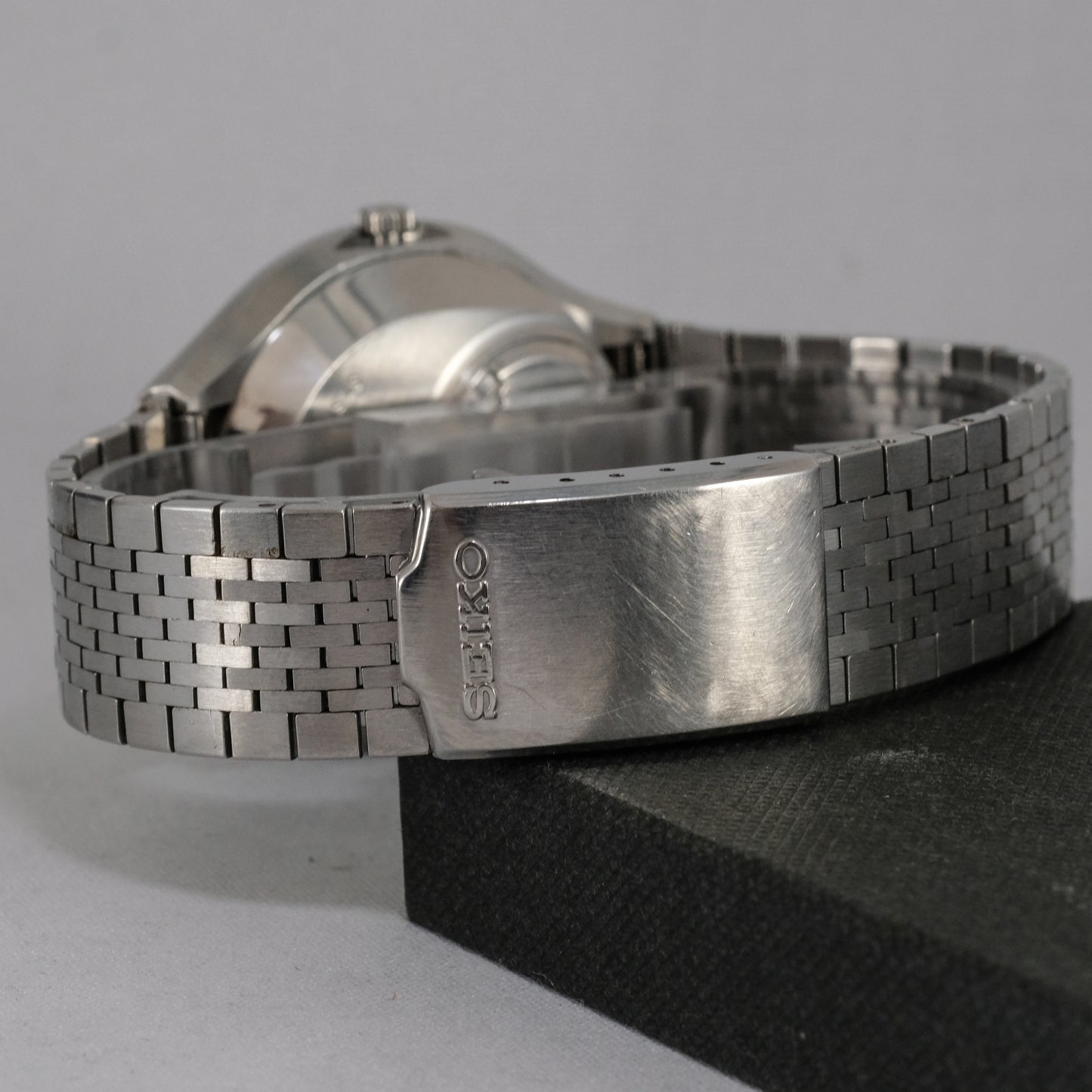1974 Seiko Quartz V.F.A 3823-7001
