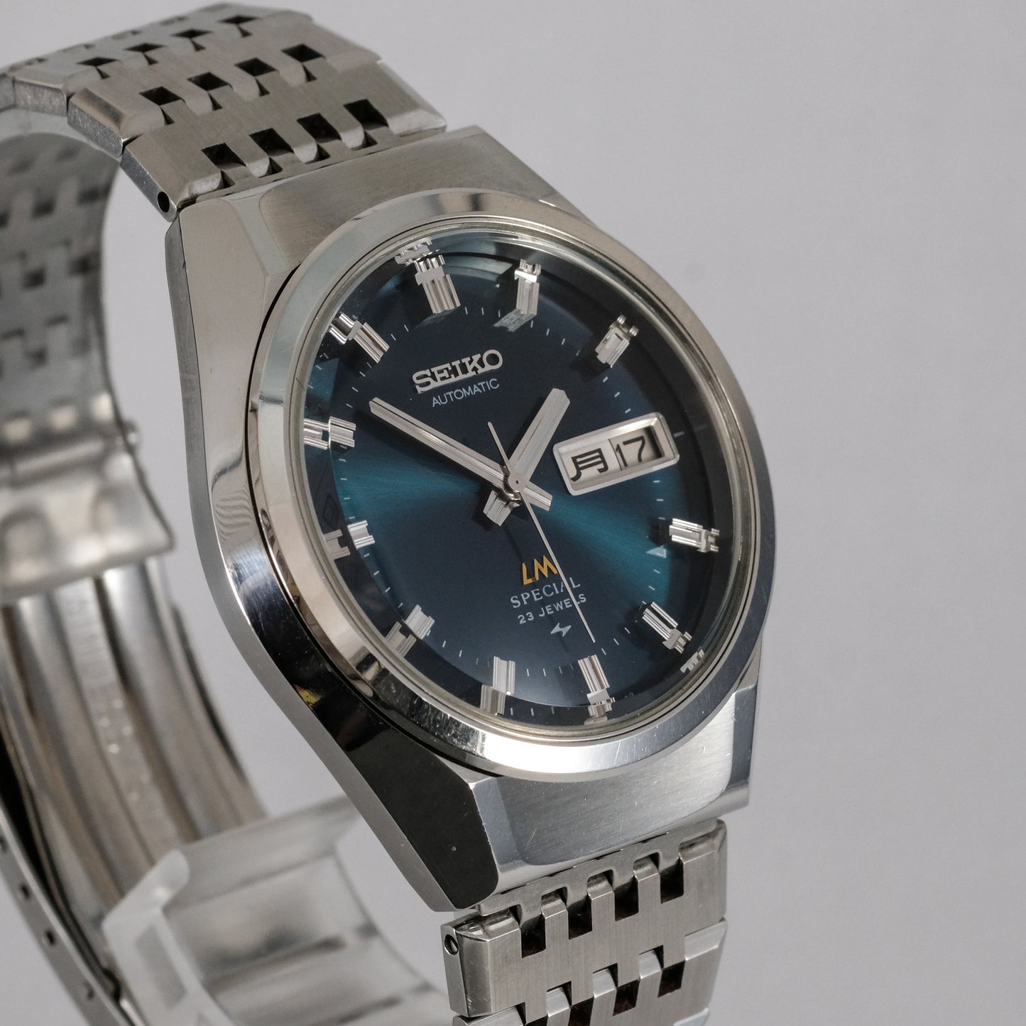1975 Seiko LM Special 5216-8010