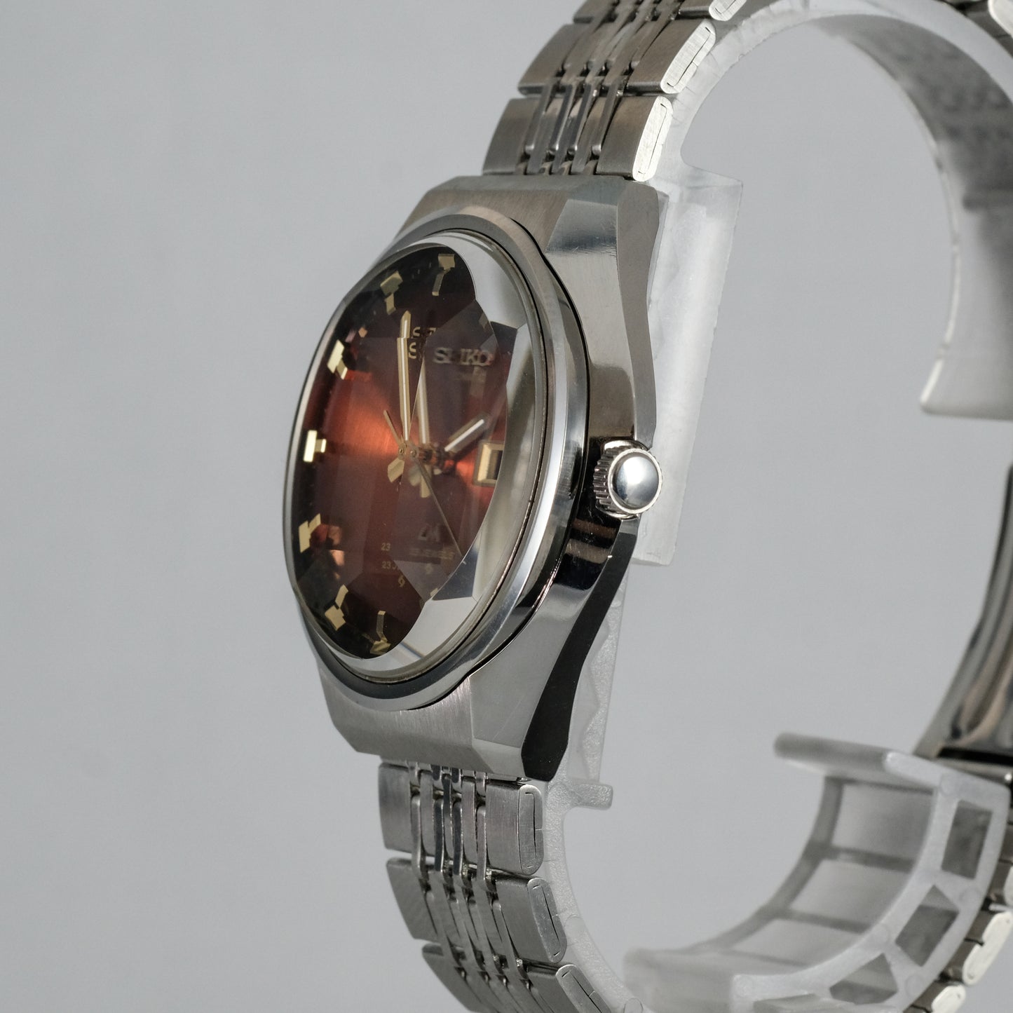 1973 Seiko LM 5606-7320