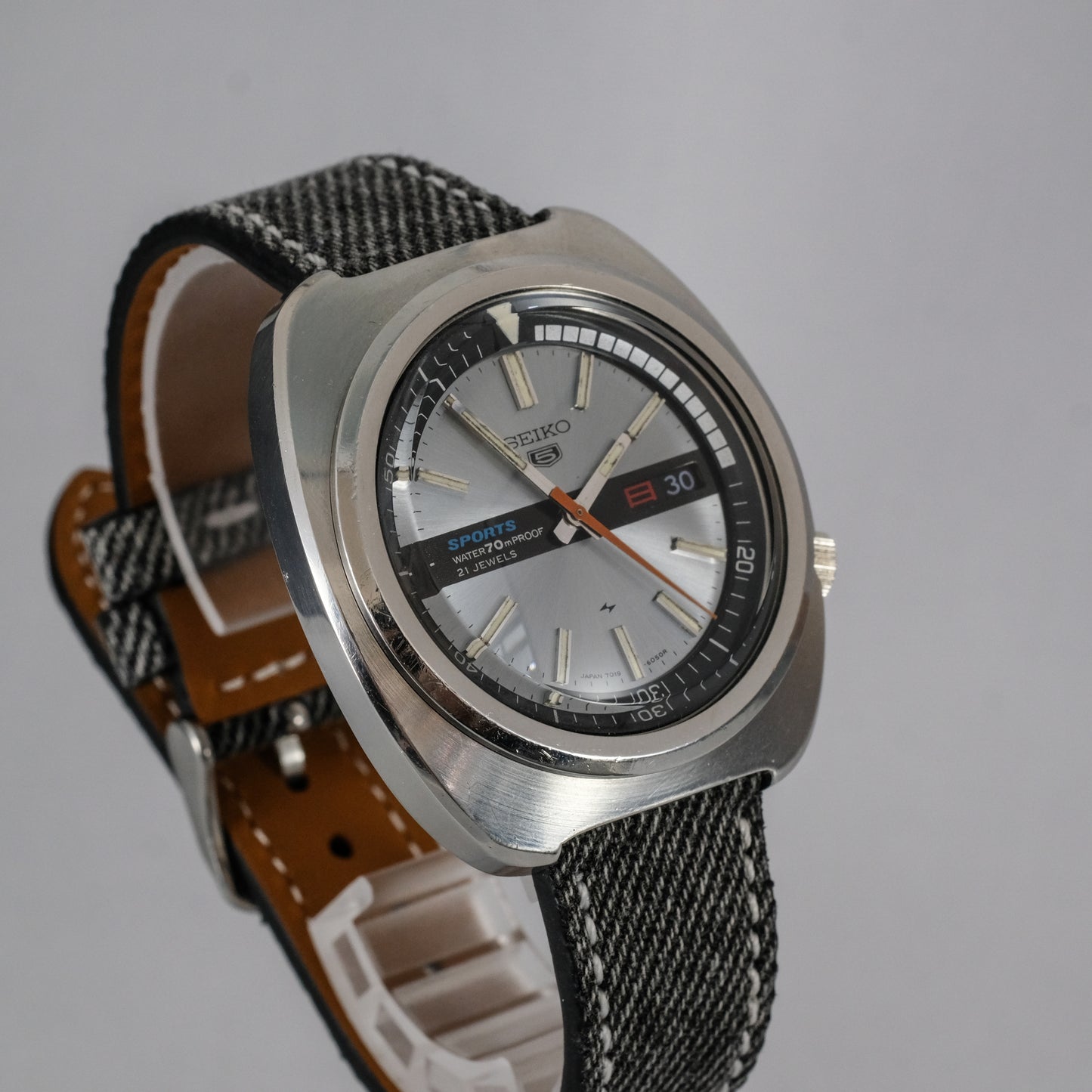 1970 Seiko 5 Sports 7019-6030