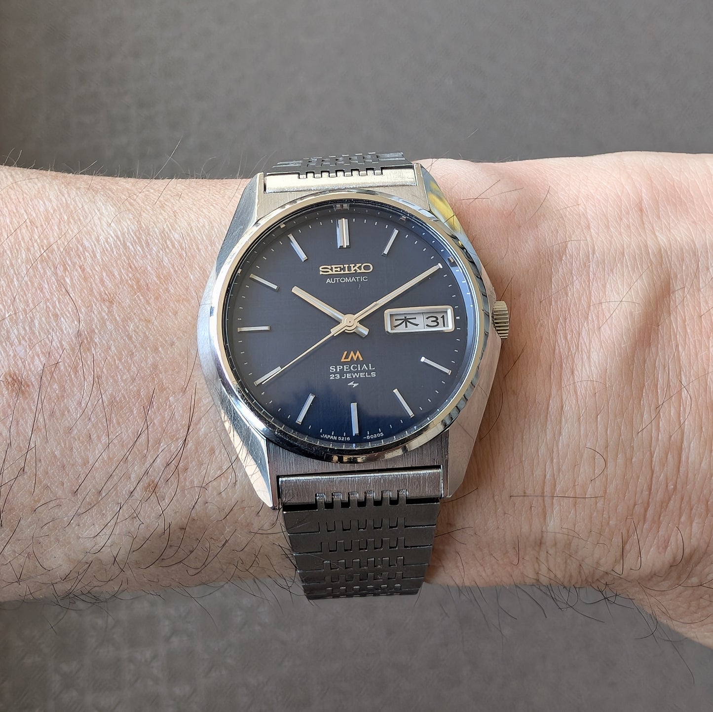 1975 Seiko LM Special 5216-8020 l