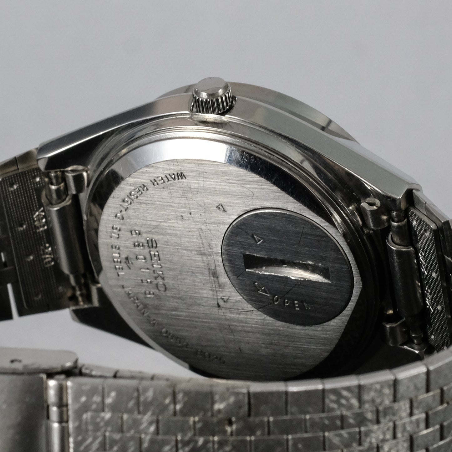 1976 Seiko King Quartz 0853-8025