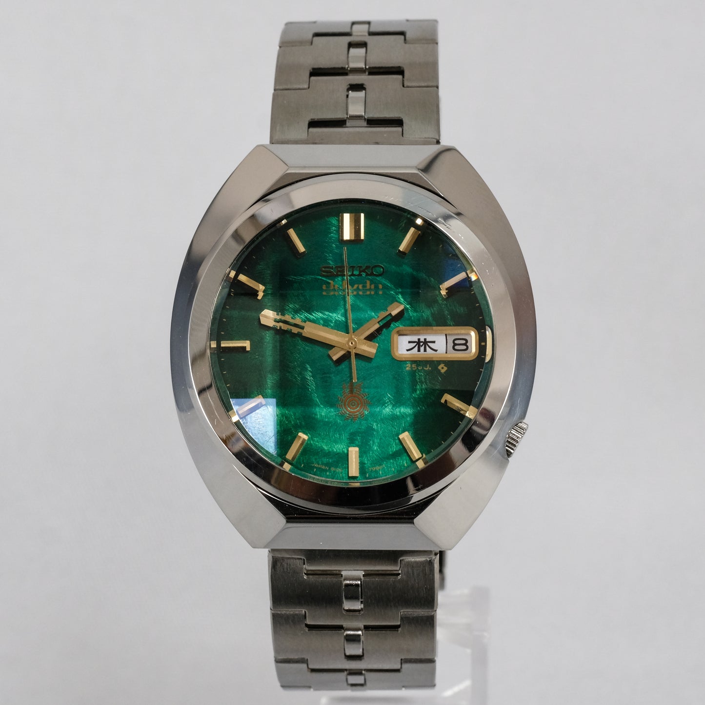 1973 Seiko Advan 6106-7710