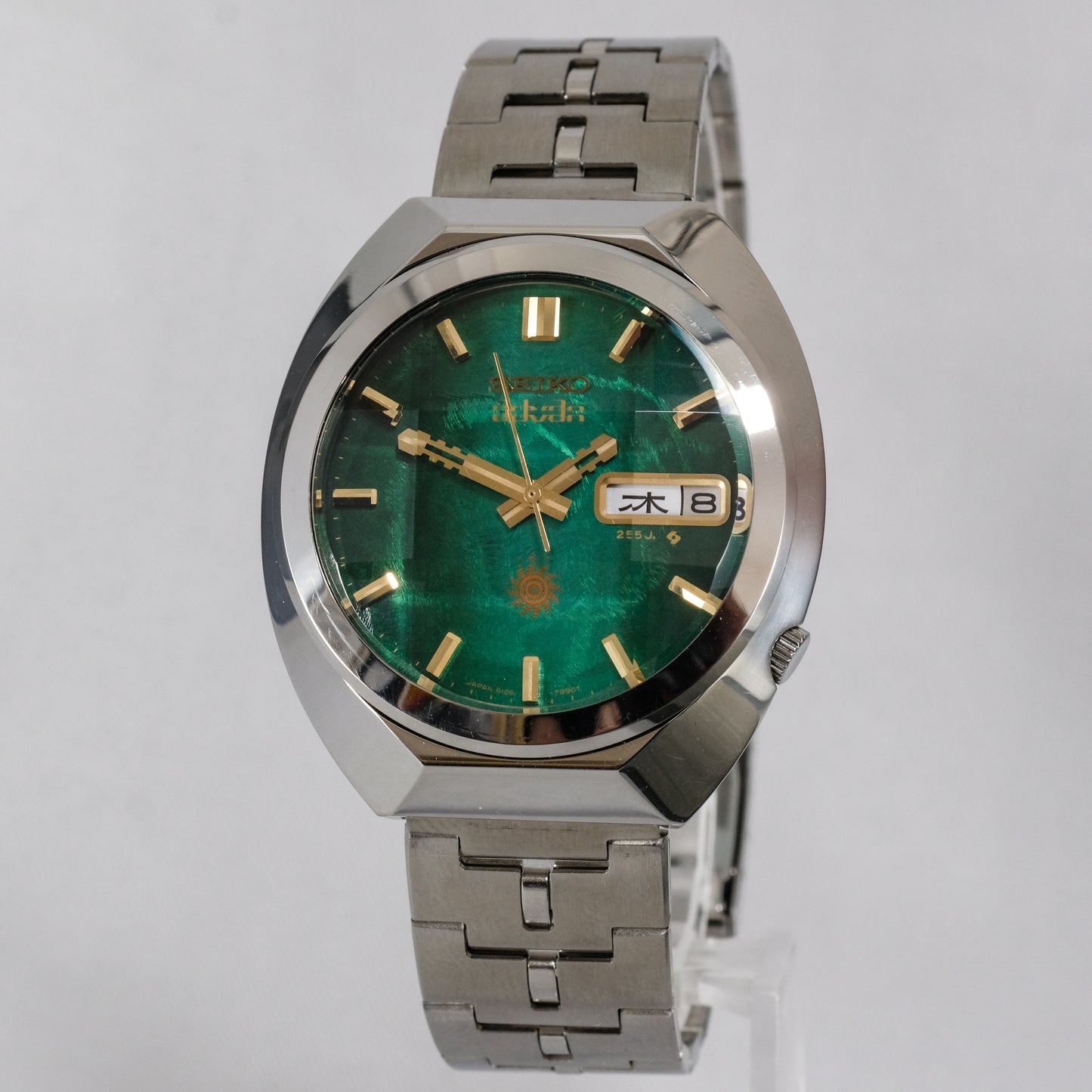 1973 Seiko Advan 6106-7710
