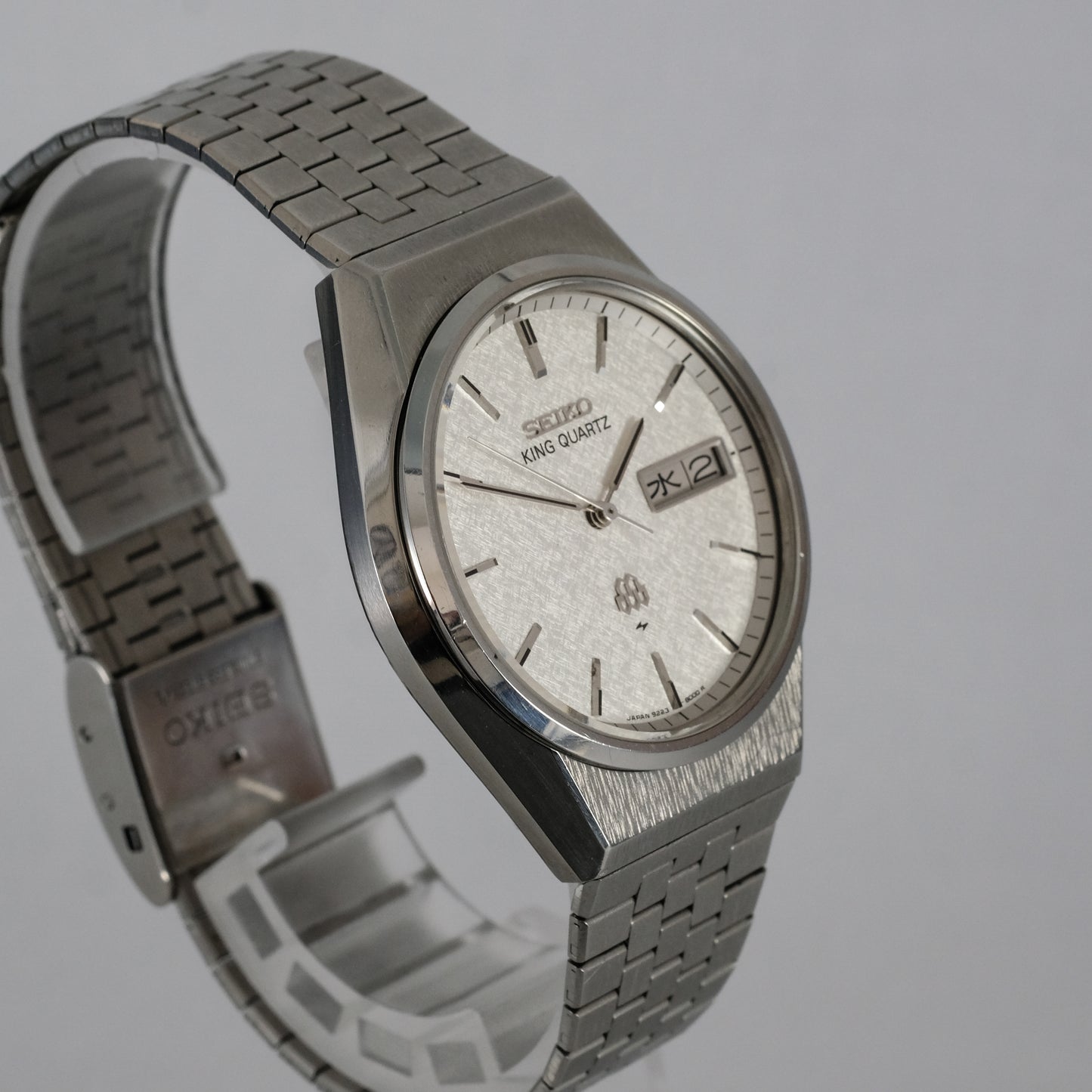 1981 Seiko King Quartz 9223-8000
