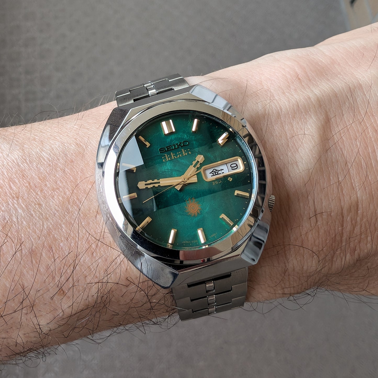 1973 Seiko Advan 6106-7710