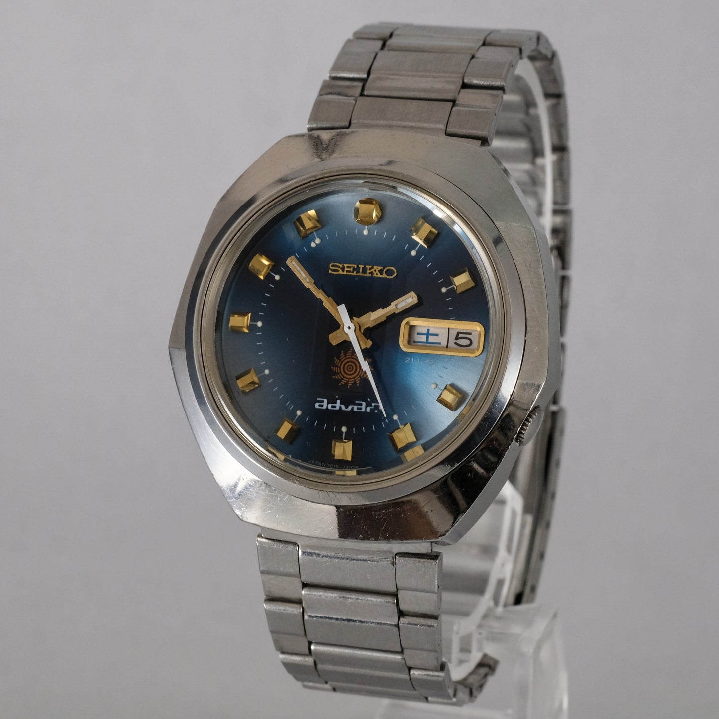 1973 Seiko Advan 7019-7240