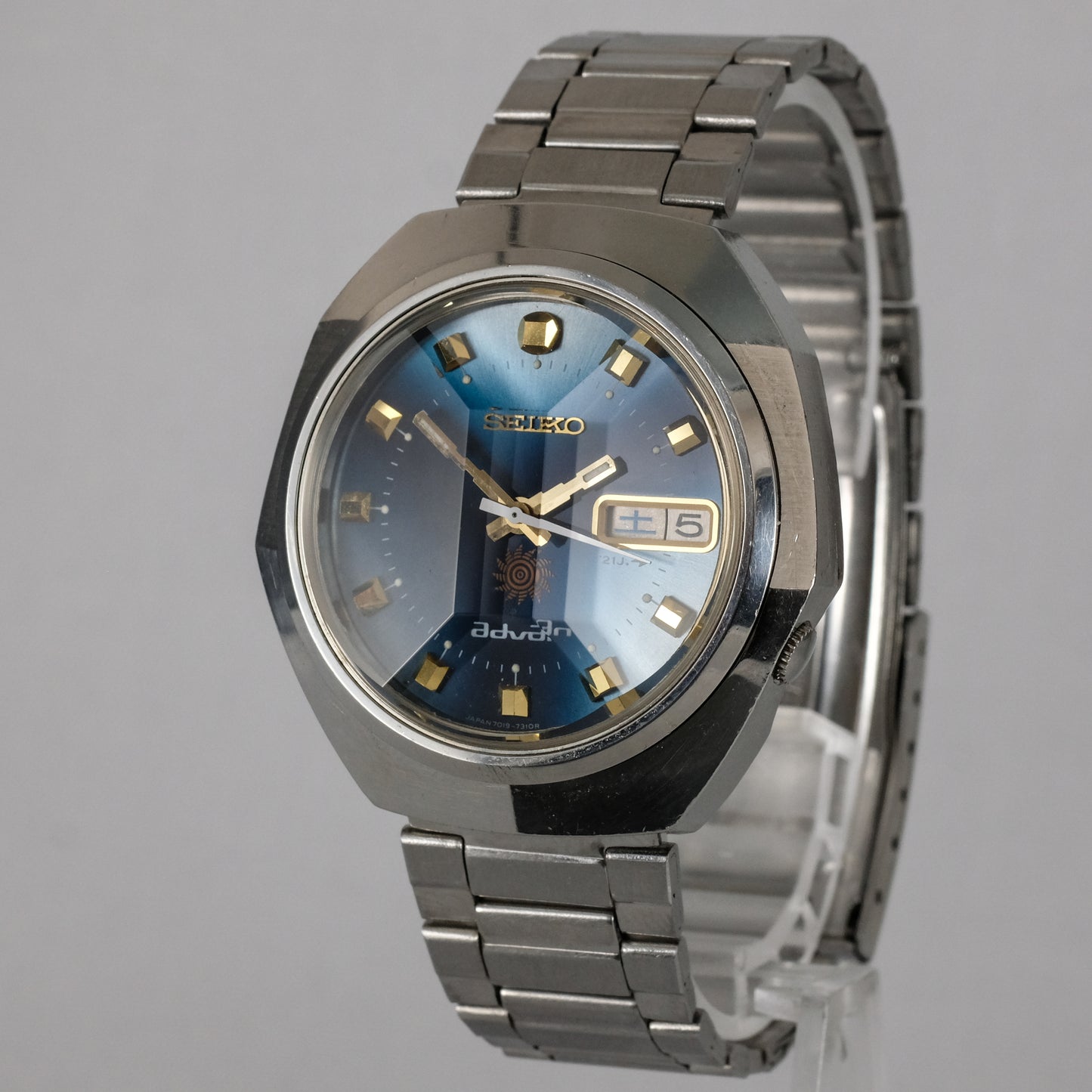 1973 Seiko Advan 7019-7240