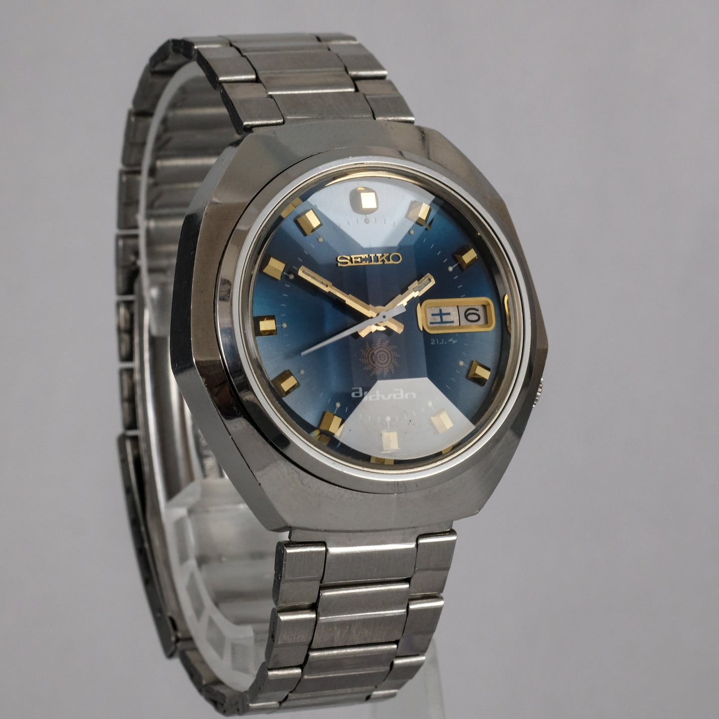 1973 Seiko Advan 7019-7240