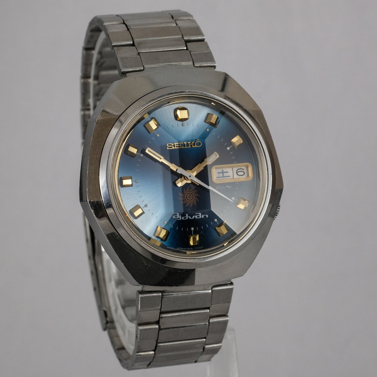 1973 Seiko Advan 7019-7240