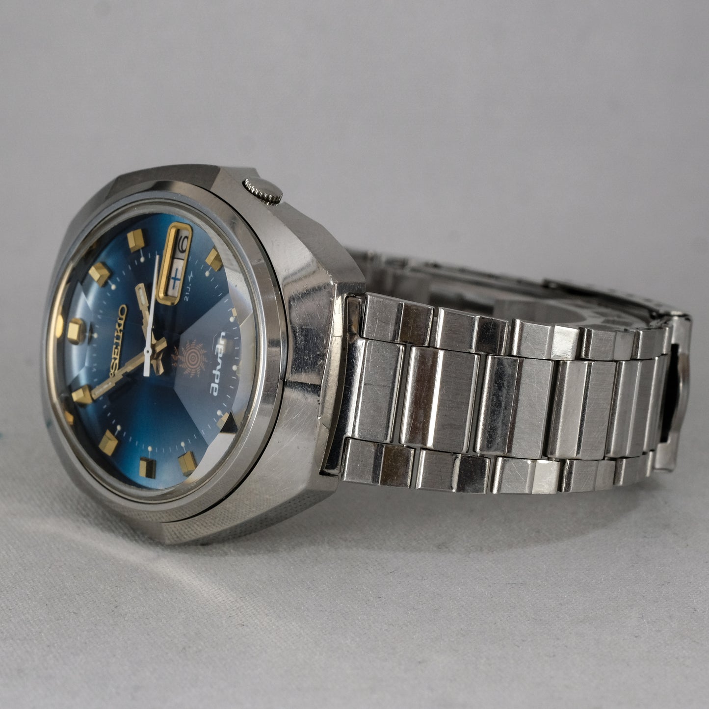 1973 Seiko Advan 7019-7240