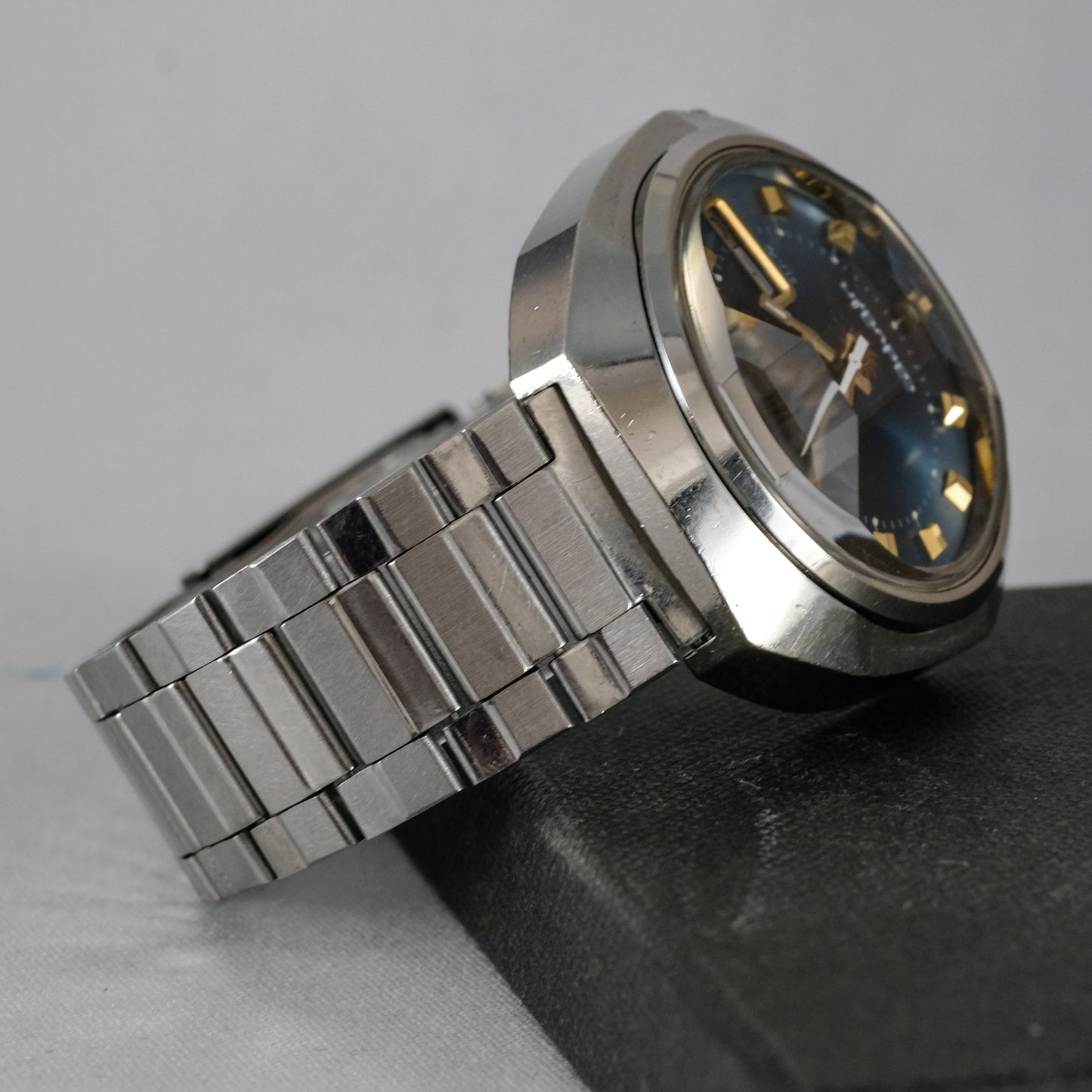 1973 Seiko Advan 7019-7240