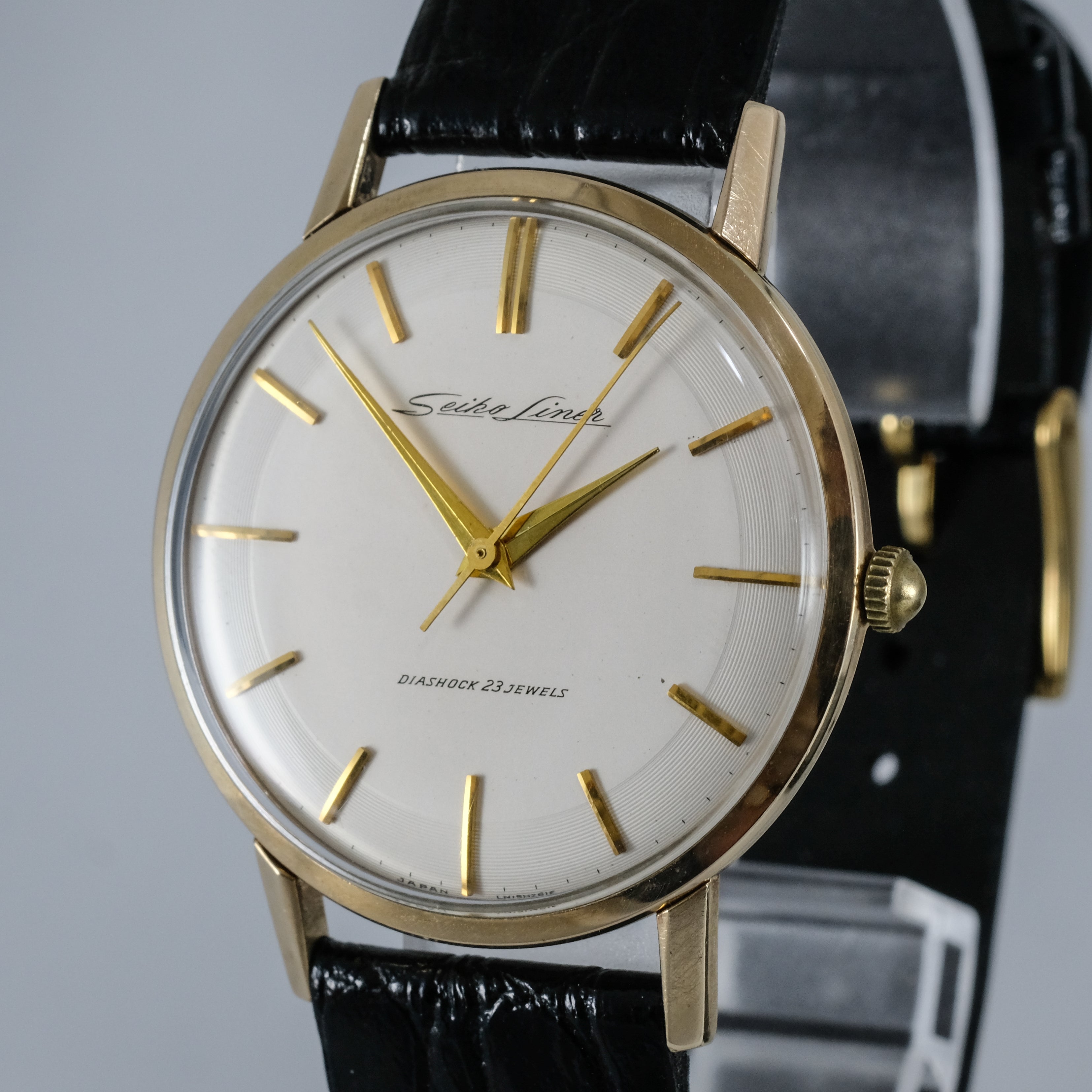 1962 Seiko Liner 15010E – TokeiMedic