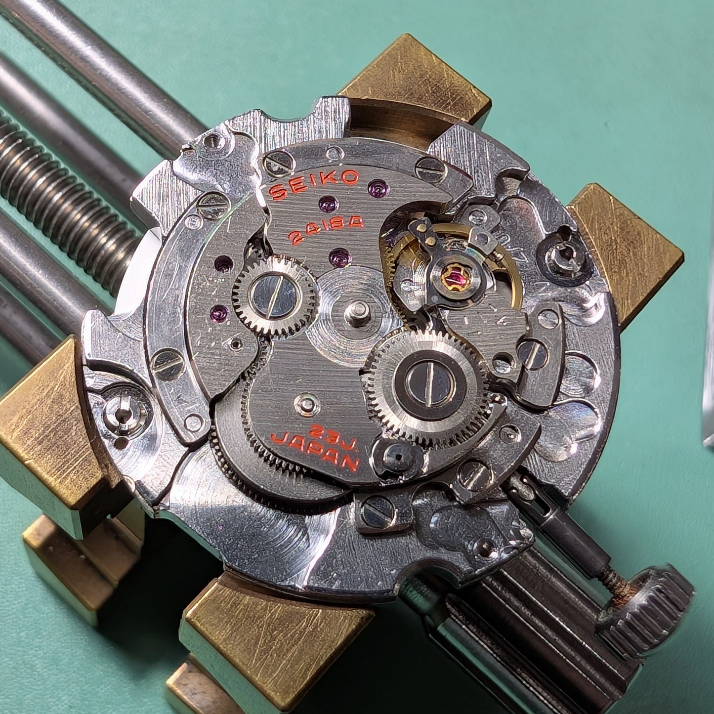 1976 Seiko Emblem 2418-3020