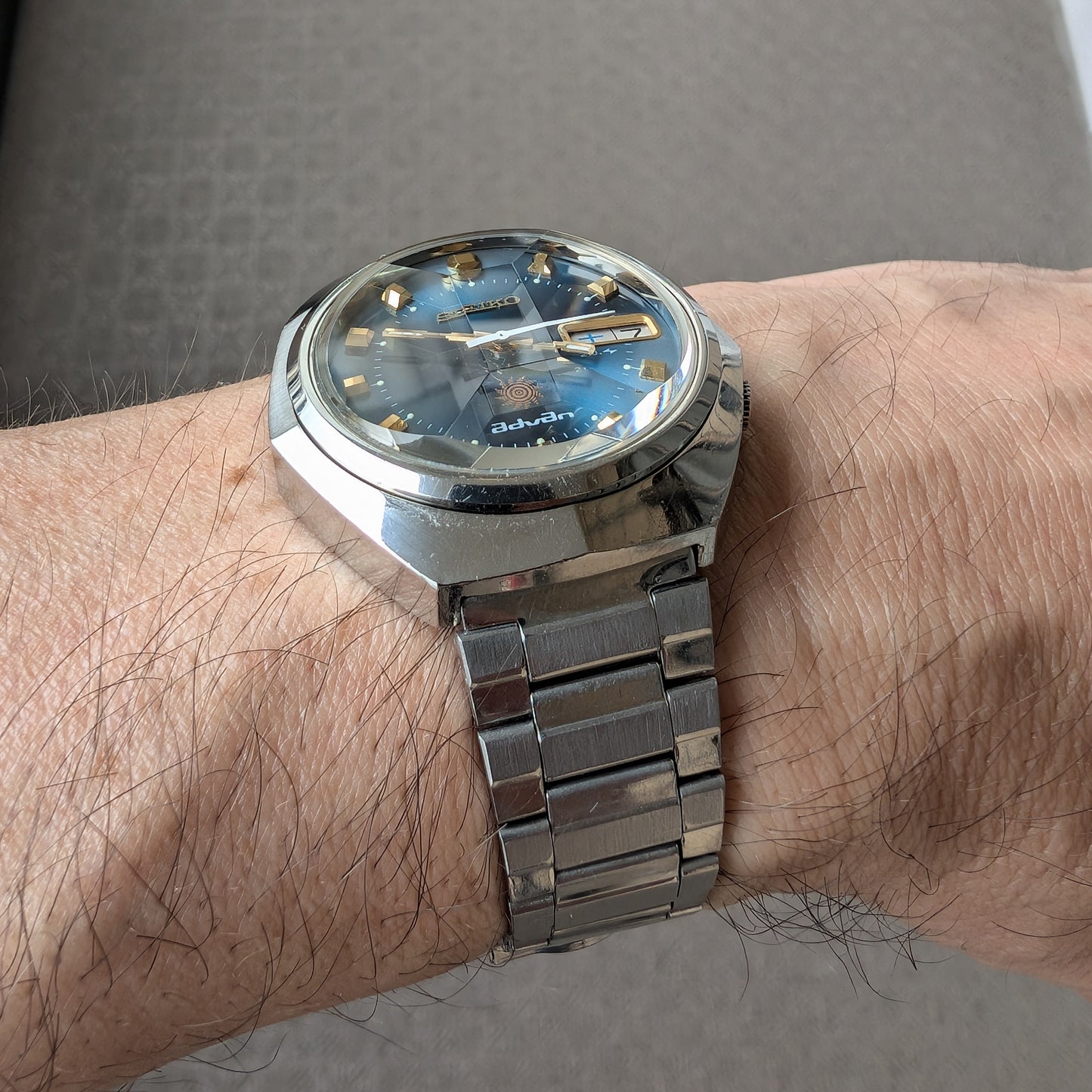 1973 Seiko Advan 7019-7240