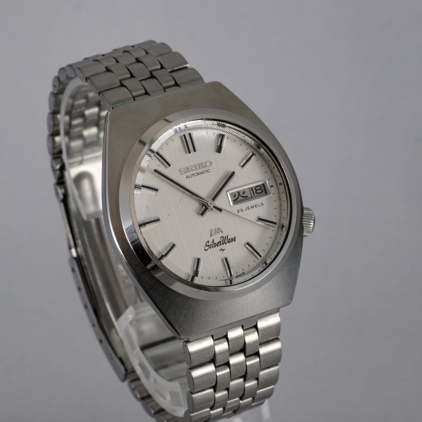 1976 Seiko LM SilverWave 5216-8040