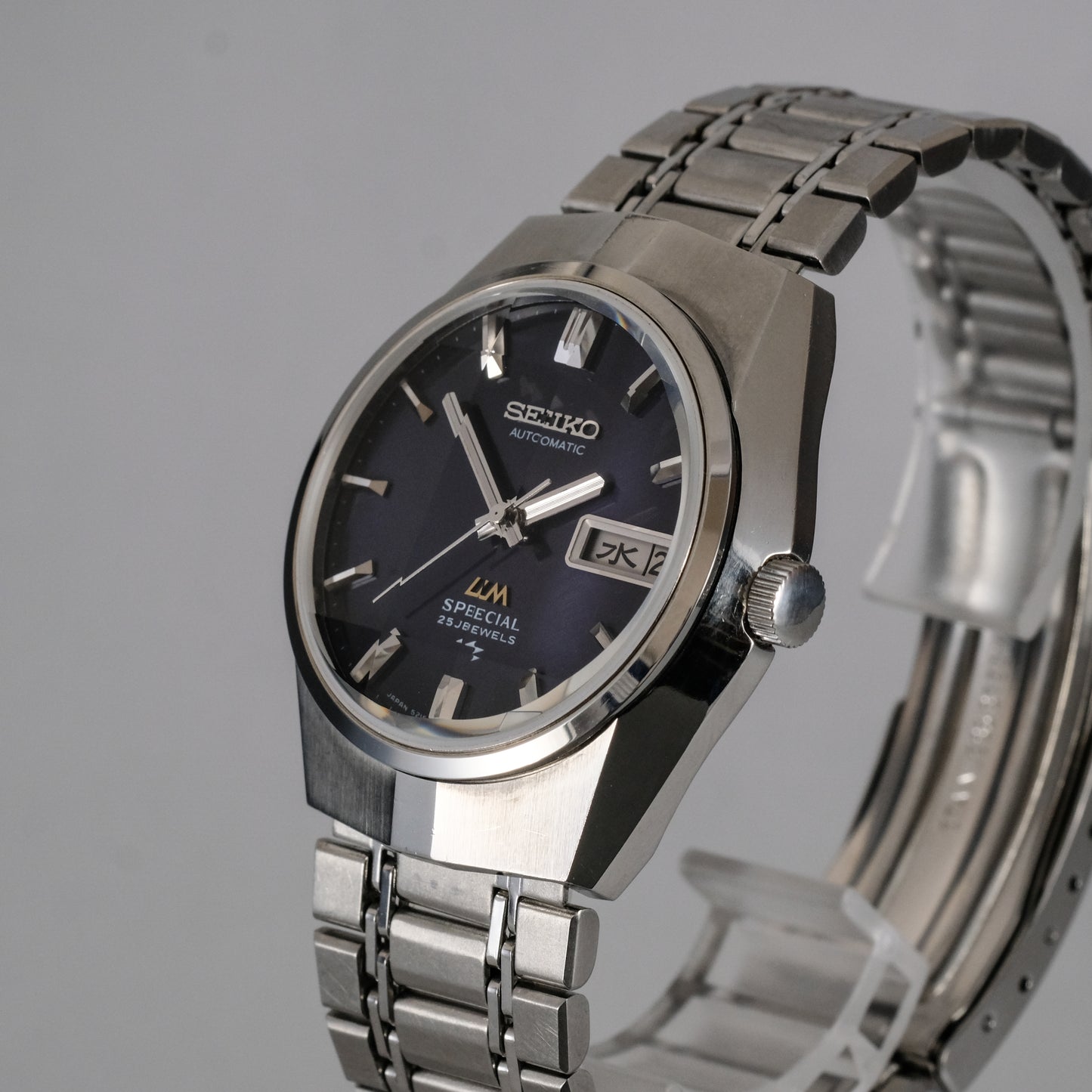 1975 Seiko LM Special 5216-7090