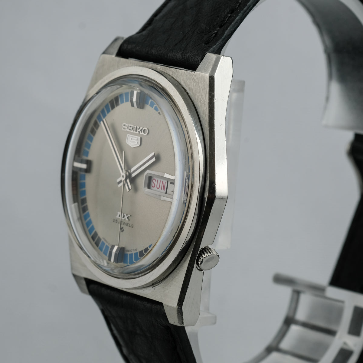 1968 Seiko 5 DX 6106-8170