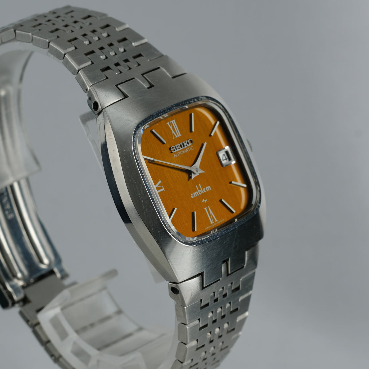 1975 Seiko Emblem 2418-3020