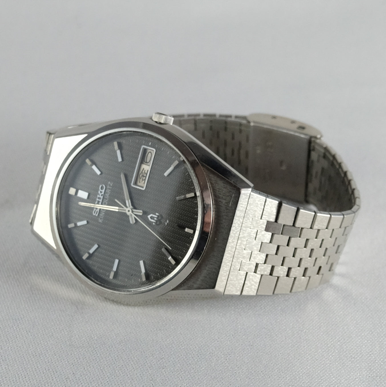 1977 Seiko King Quartz 5856-8020