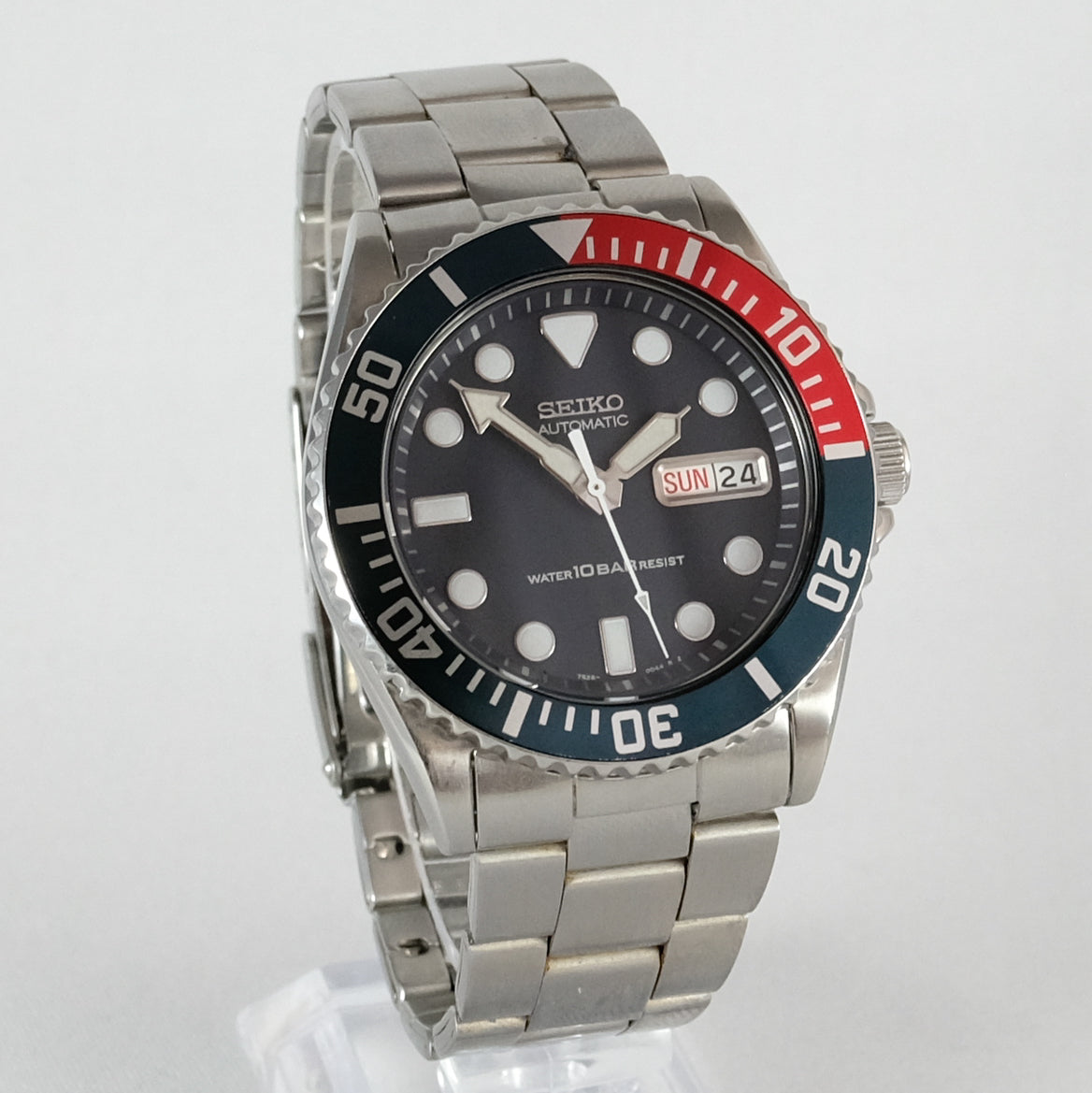 Seiko skx033 hotsell