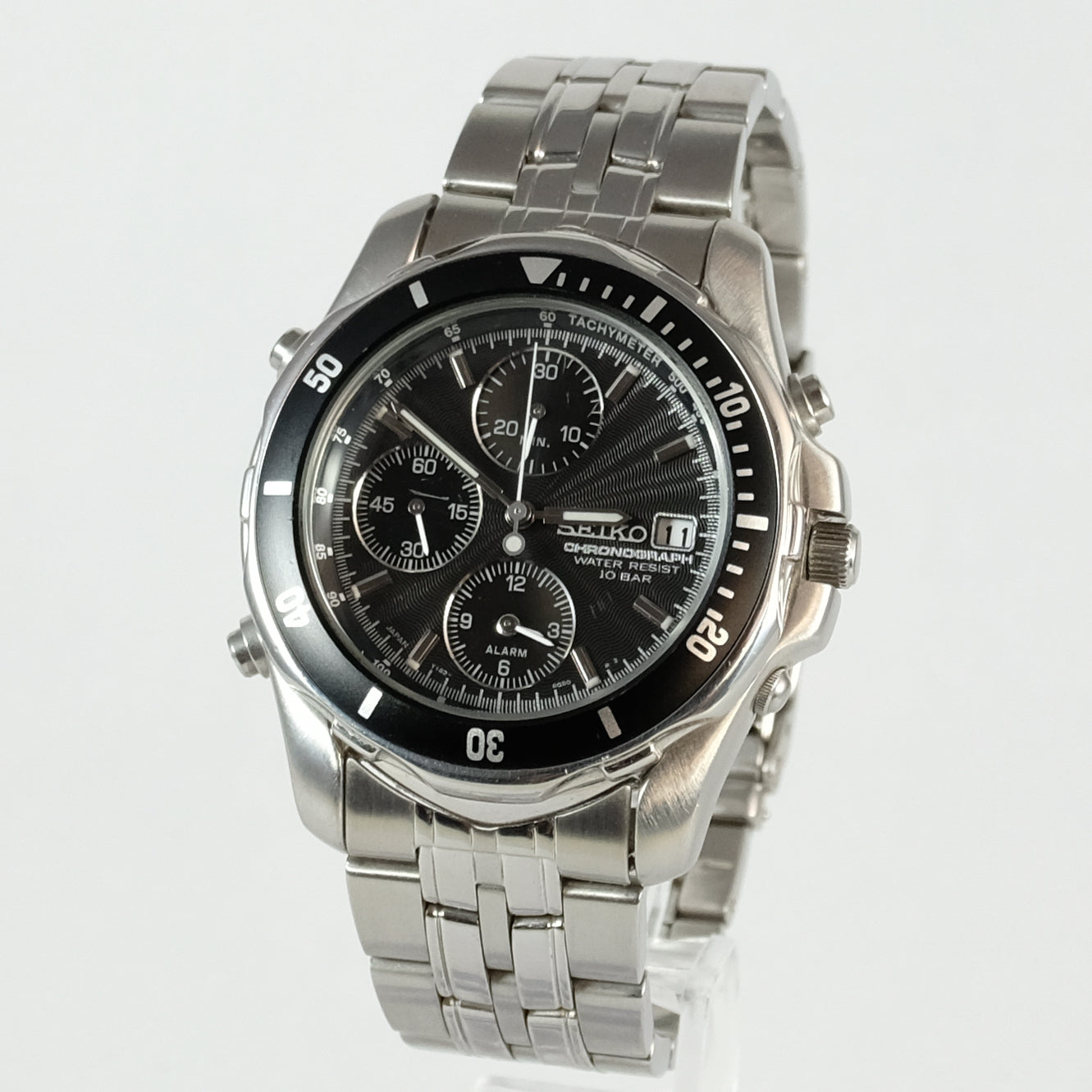 Seiko Prospex Quartz Chronograph Y182-6F00