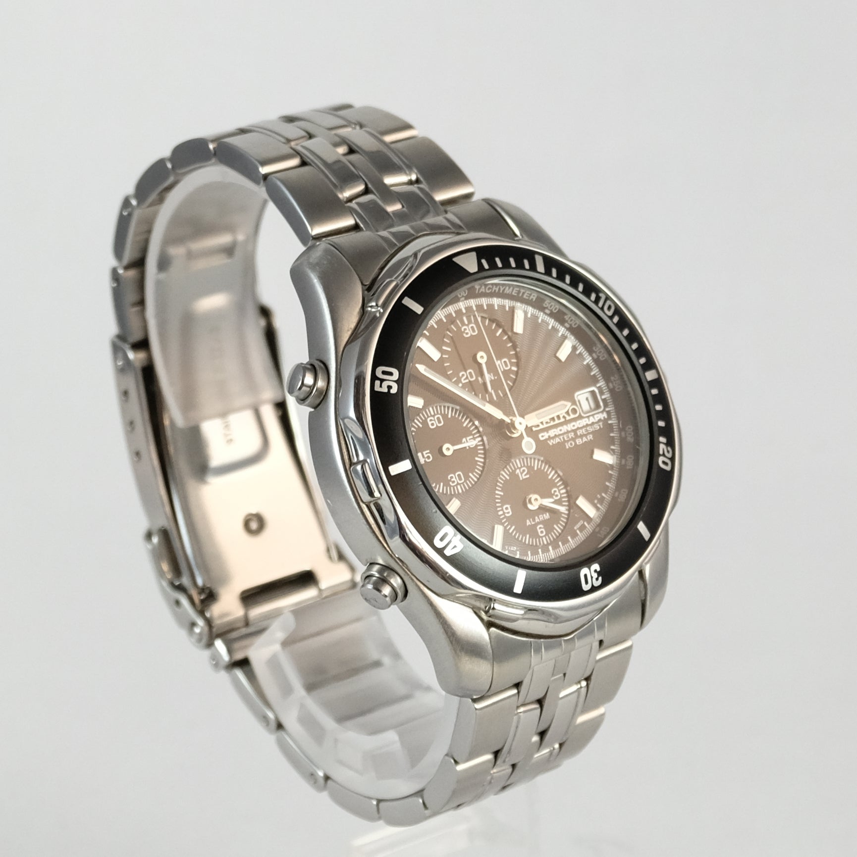 Seiko Prospex Quartz Chronograph Y182-6F00