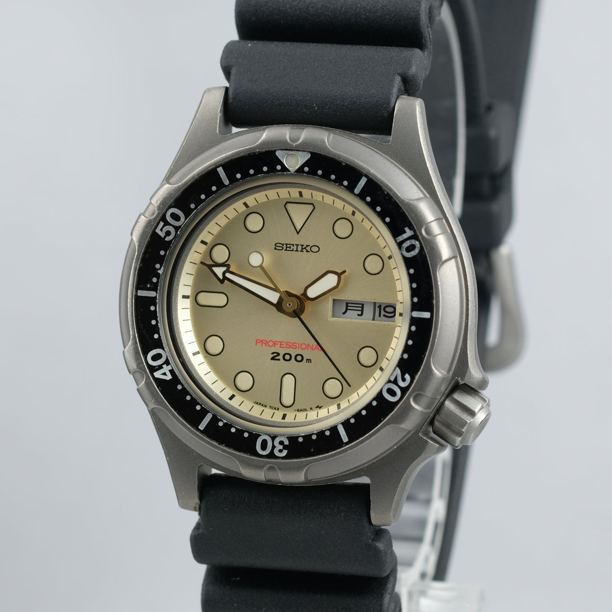 1989 Seiko Professional 200m Quartz Diver 7C43-6A00