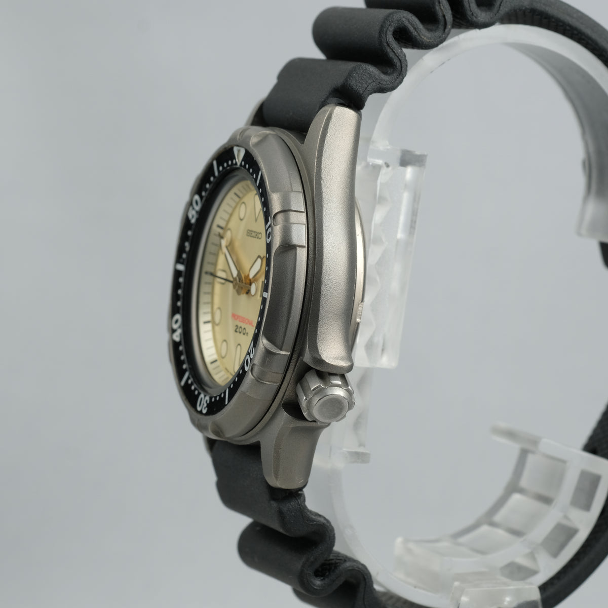 1989 Seiko Professional 200m Quartz Diver 7C43-6A00