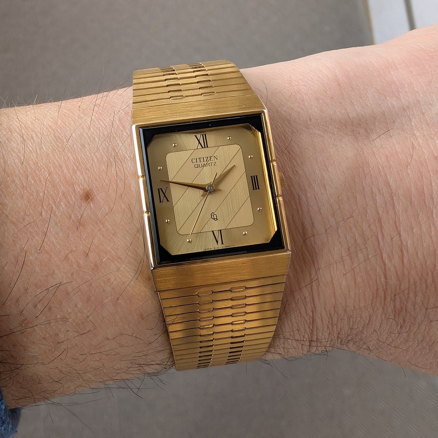 Vértable nouvelle montre Ctzen 2 pèces couronne 506-111(553-111) C Vértable nouvelle montre Ctzen 2 pèces couronne 506-111(553-111) C