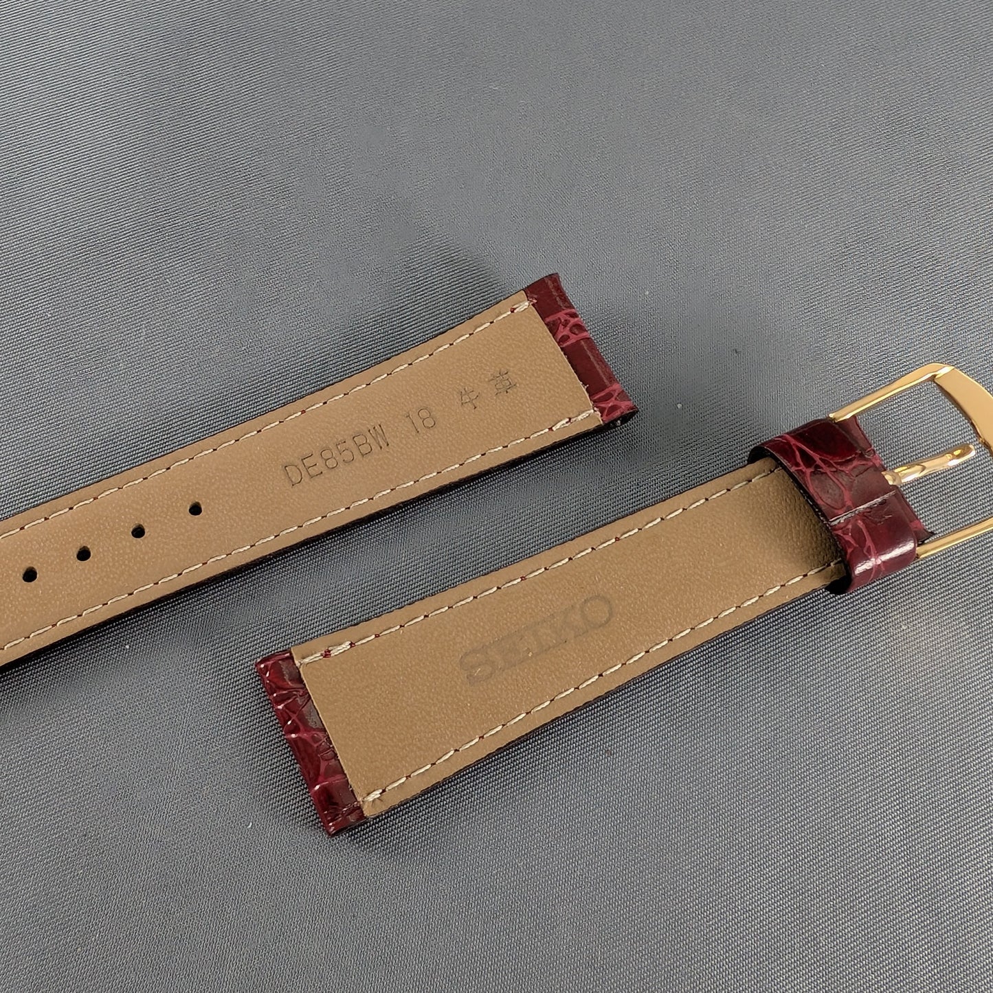 Seiko DE85, 18mm burgundy cowhide leather strap